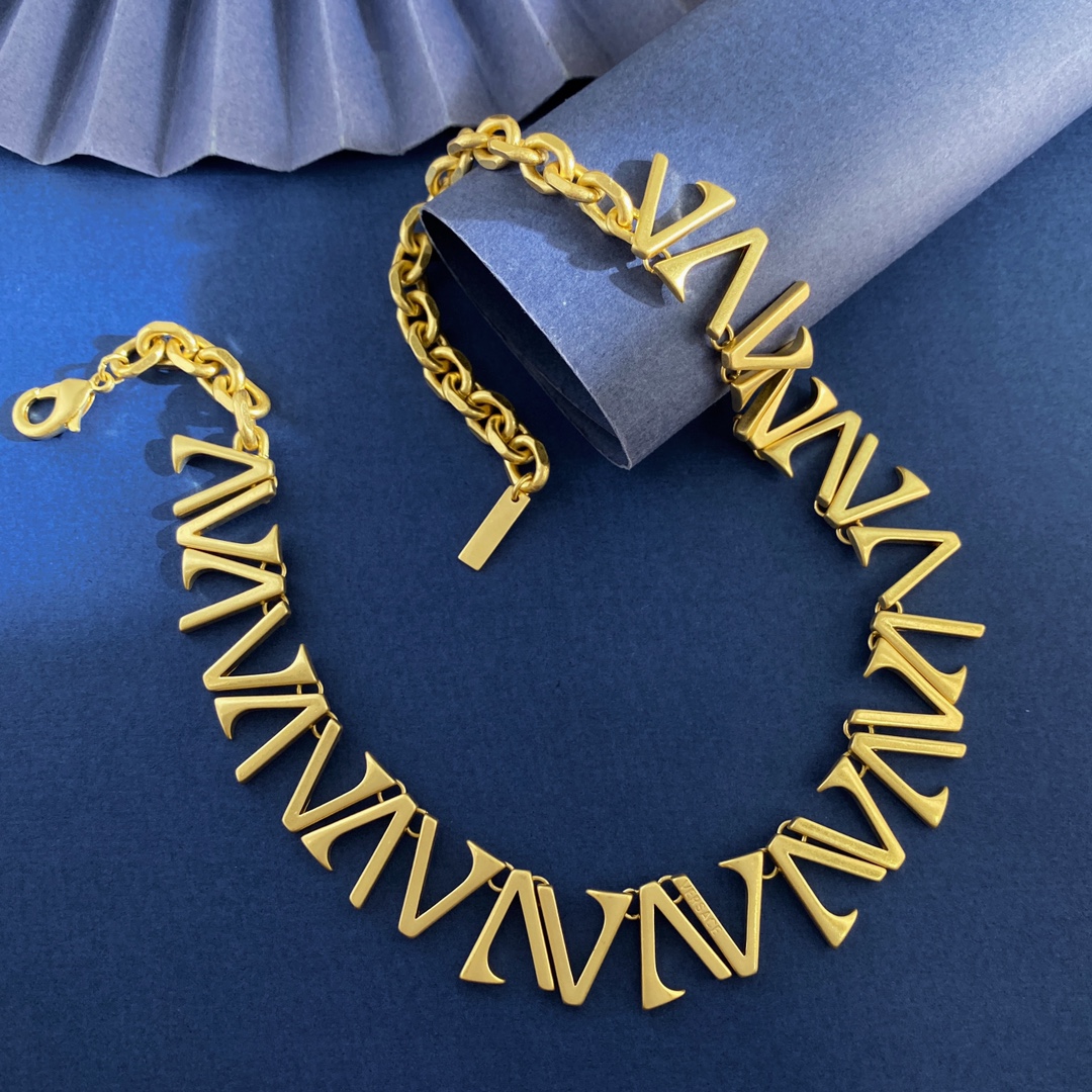 Luxury necklace