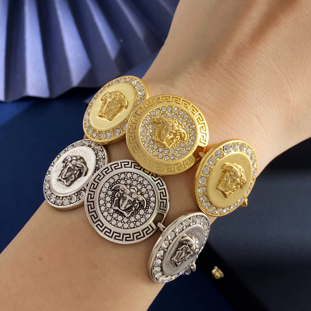 Luxury necklace