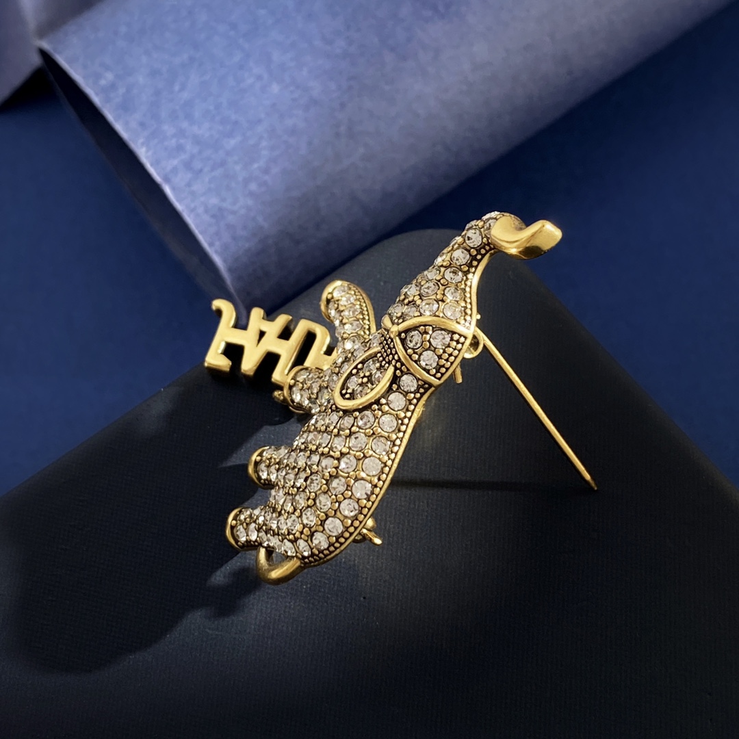 Dior J ADIOR Elephant brooch antique gold tone metal with clear crystal pave 3 5cm width