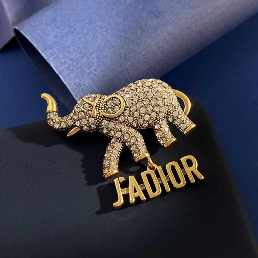 Dior J ADIOR Elephant brooch antique gold tone metal with clear crystal pave 3 5cm width