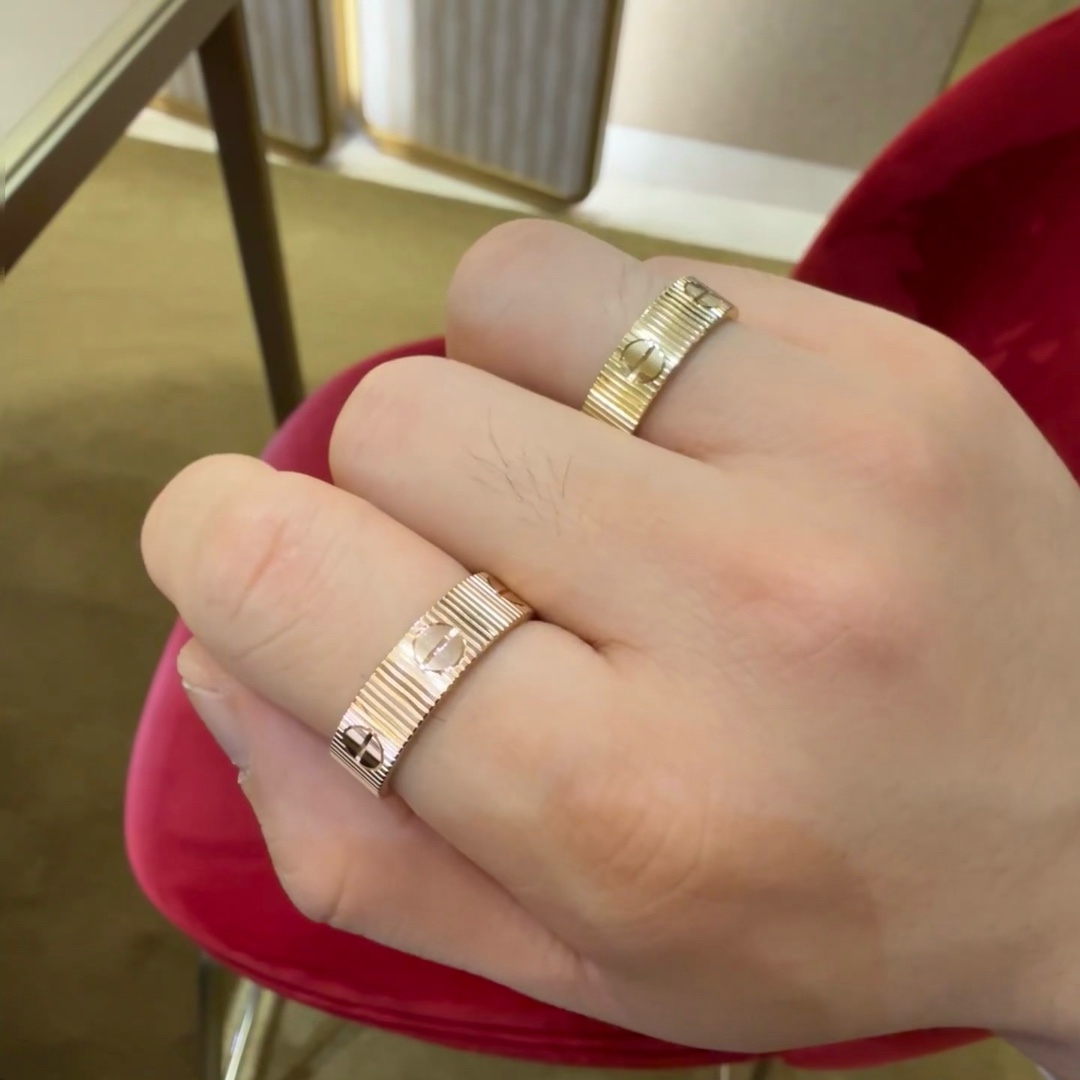 Cartier Love ring 18K rose gold 18K yellow gold 18K white gold no gemstones 6-9