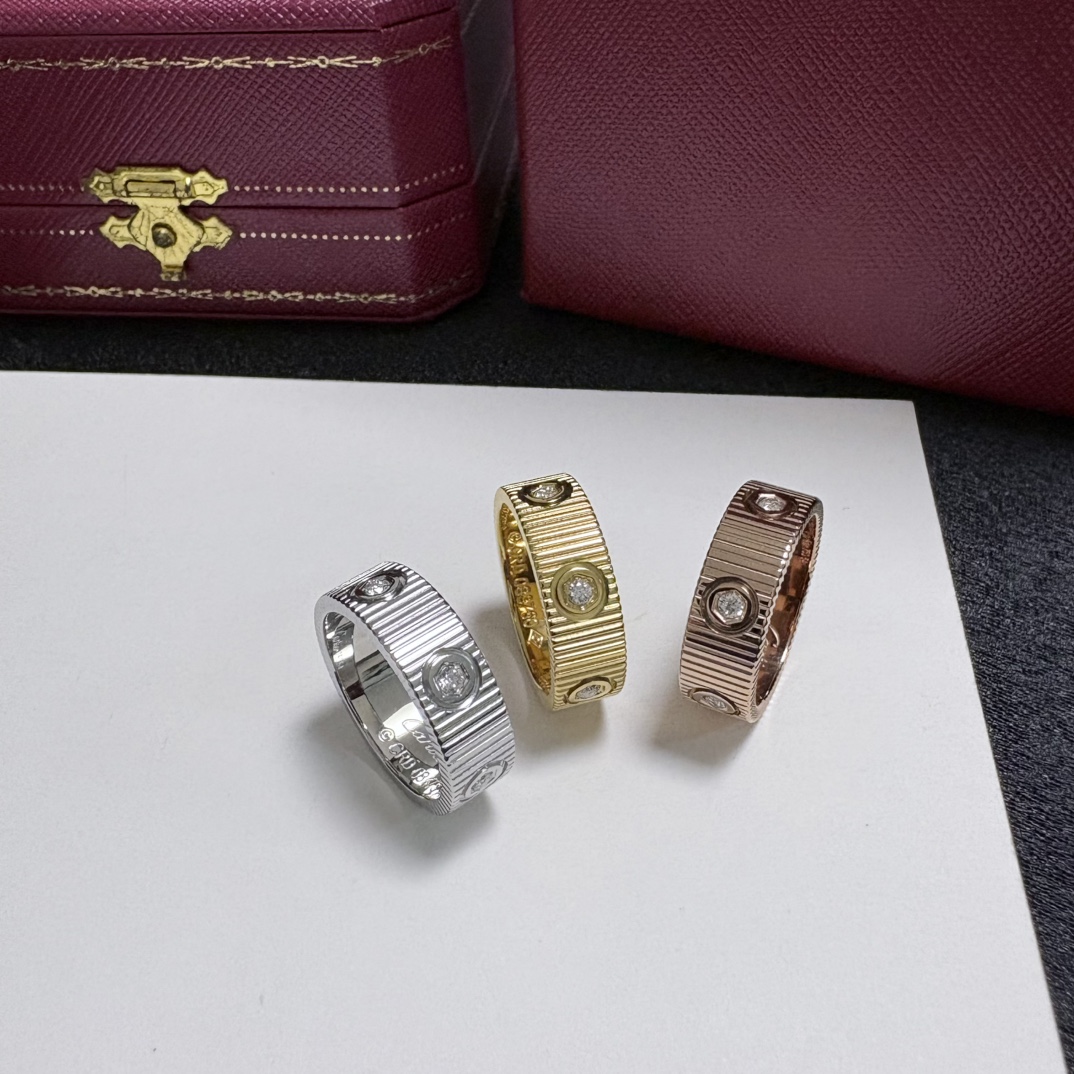 Cartier Love Ring Striated Diamond ring Available in 18k yellow gold 18k white gold 18k rose gold set with round brilliant diamonds 54