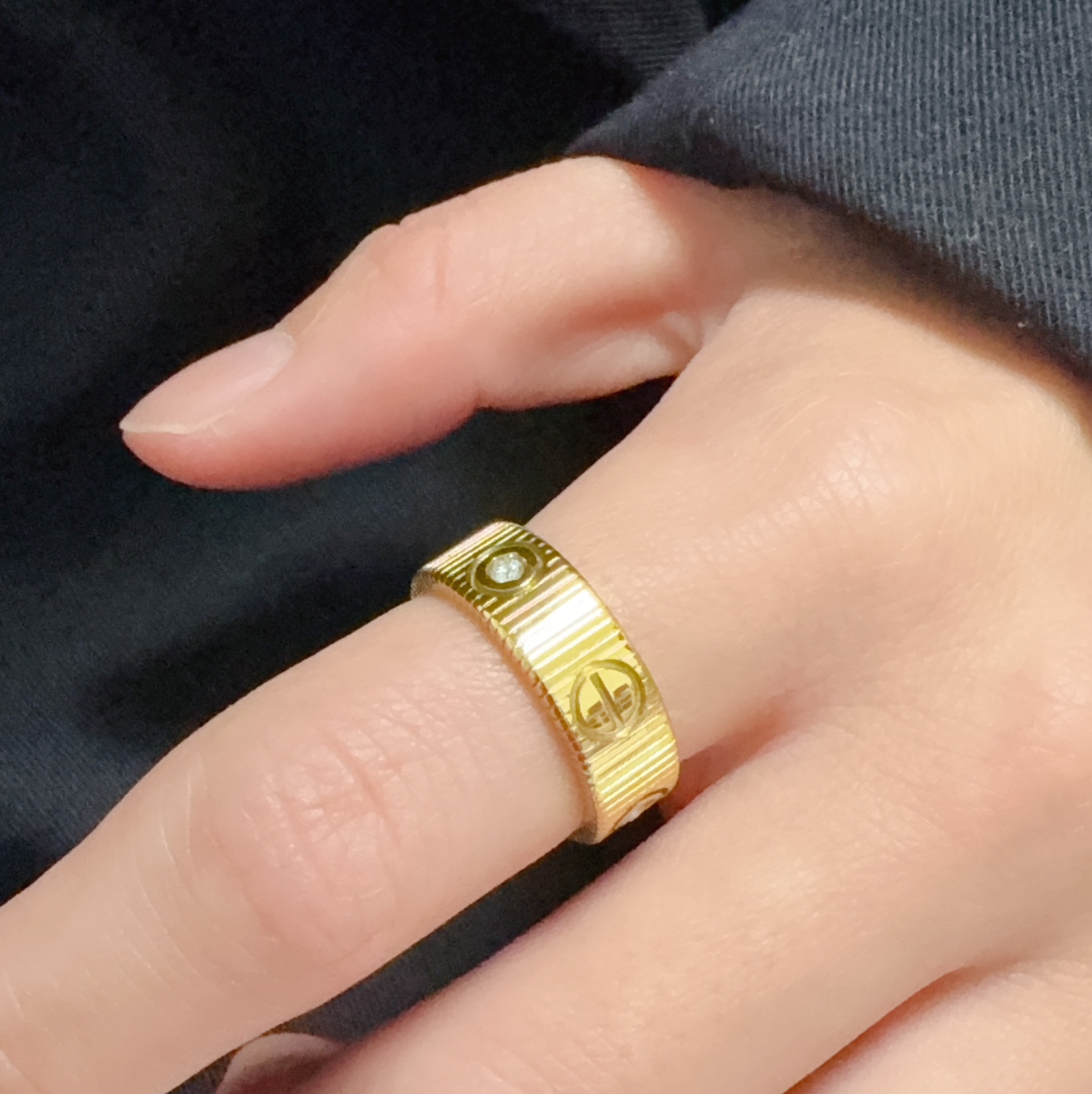 Cartier Love Striated Diamond Ring ring 18k yellow gold 18k white gold 18k rose gold with diamond accents 6-10