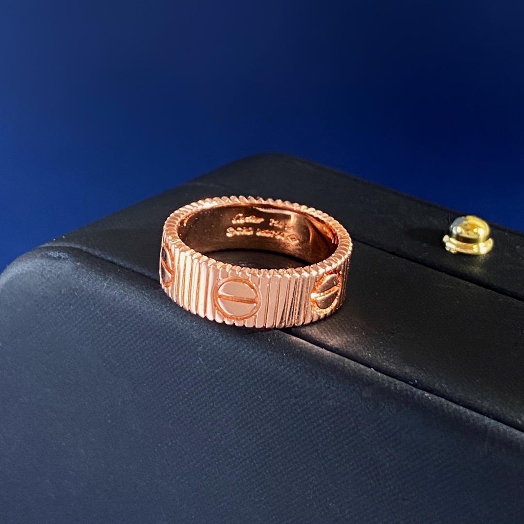 Cartier Love Ring Striated ring Yellow gold rose gold white gold no gemstones 50