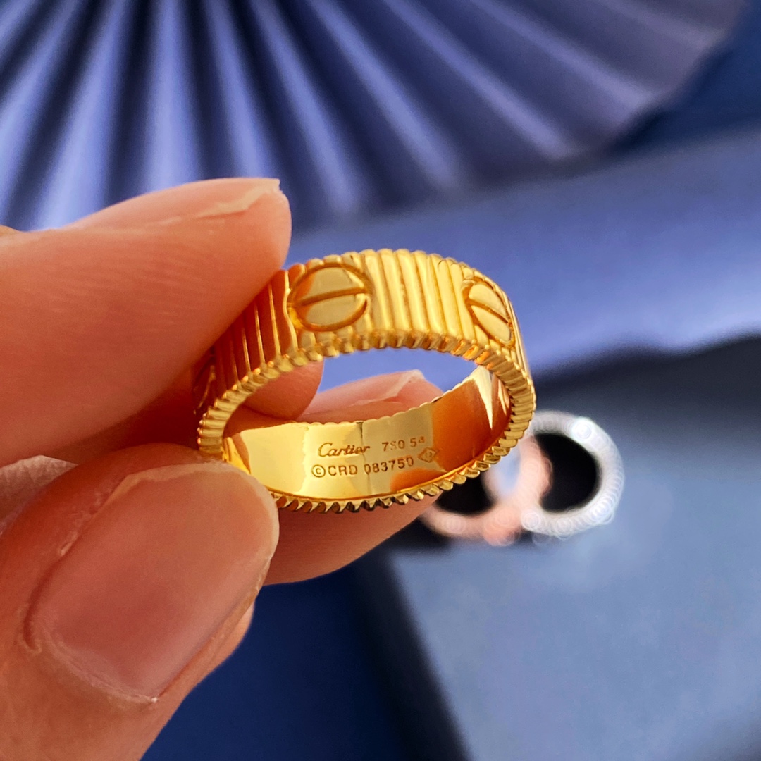 Cartier Love Ring Striated ring Yellow gold rose gold white gold no gemstones 50