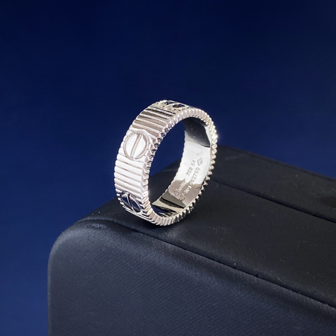 Cartier Love Ring Striated ring Yellow gold rose gold white gold no gemstones 50
