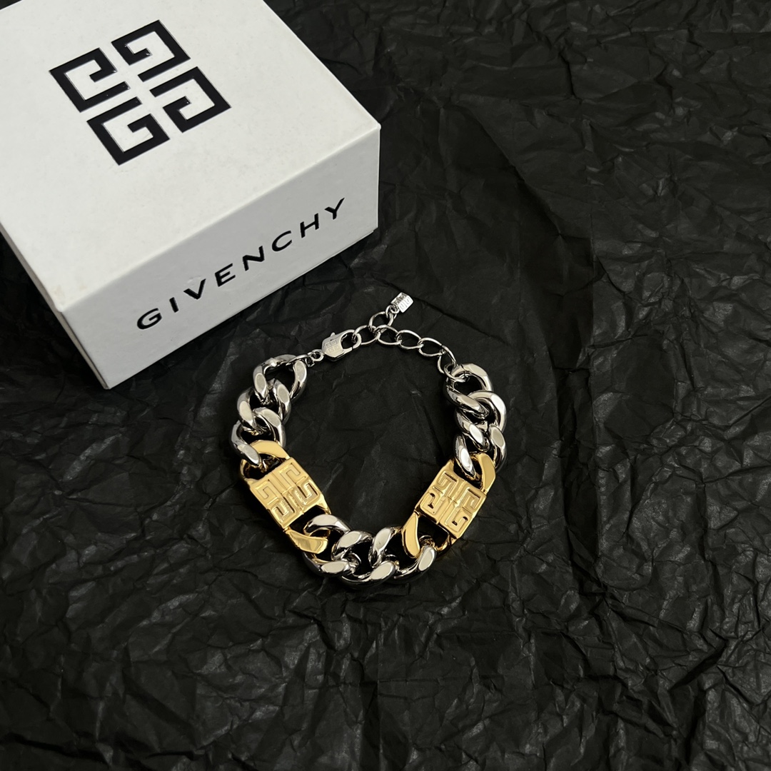 Luxury necklace