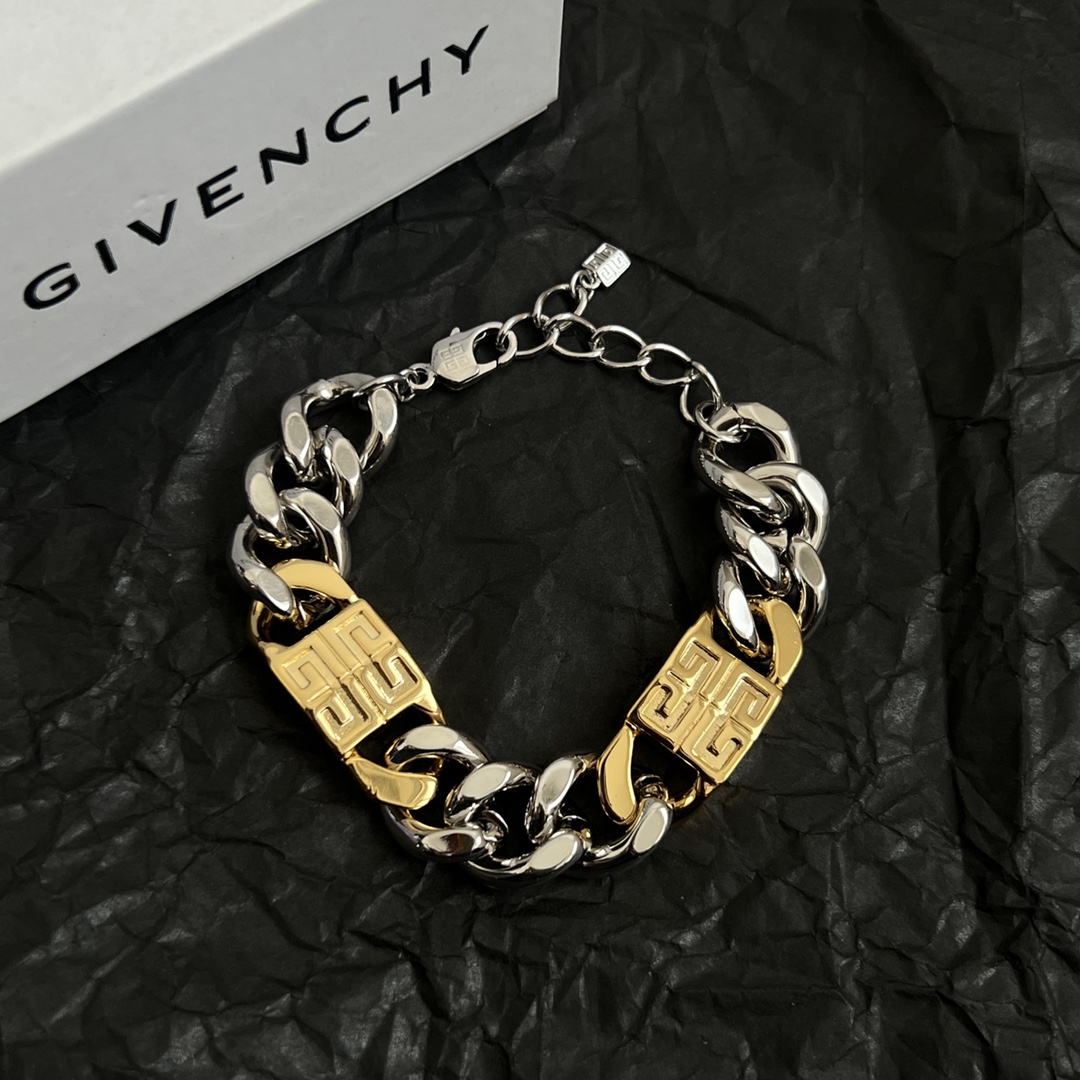 Luxury necklace