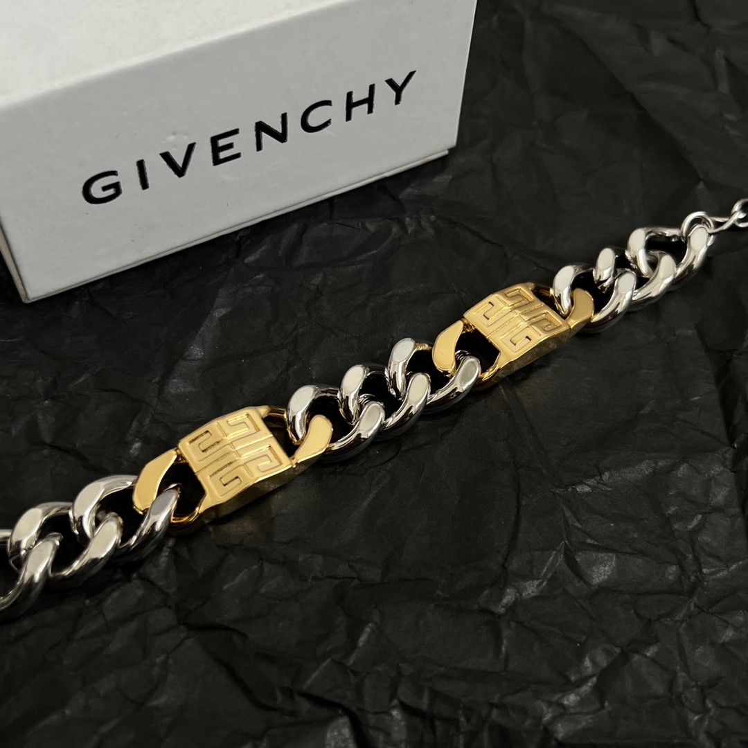 Luxury necklace