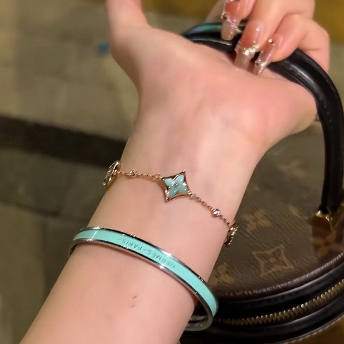 Bracciale Hermes Uni Bangle MM in metallo placcato palladio con smalto turchese
