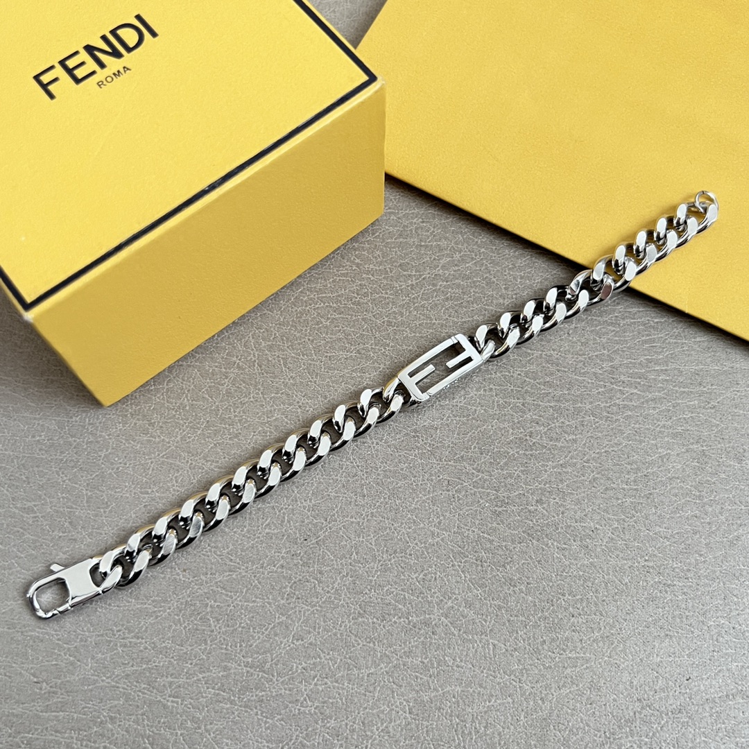 Fendi FF Logo Curb Chain Bracelet bracelet Gold-tone metal Silver-tone metal 19cm