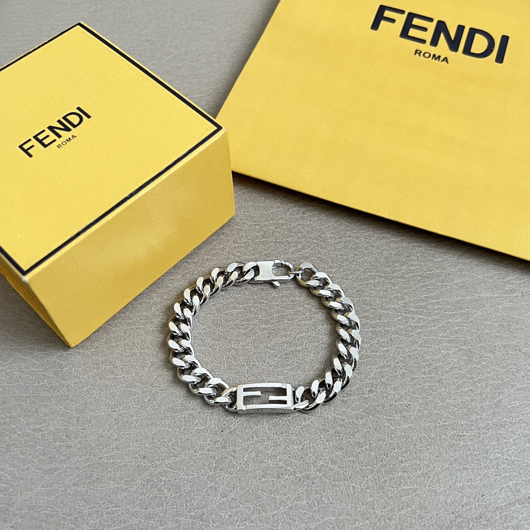 Fendi FF Logo Curb Chain Bracelet bracelet Gold-tone metal Silver-tone metal 19cm