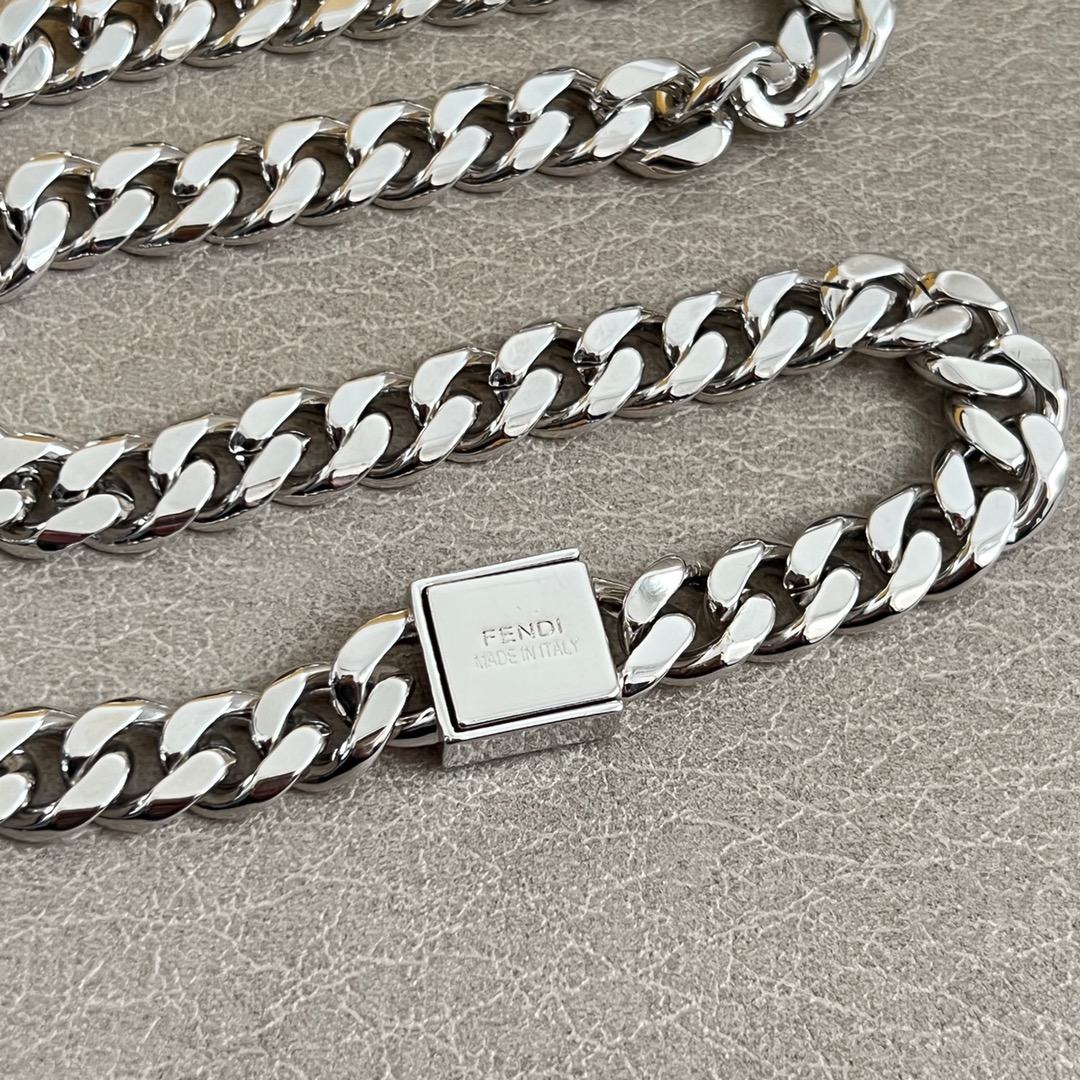 Fendi FF Logo Curb Chain necklace Silver-tone metal with gold-tone FF logo accent 45cm
