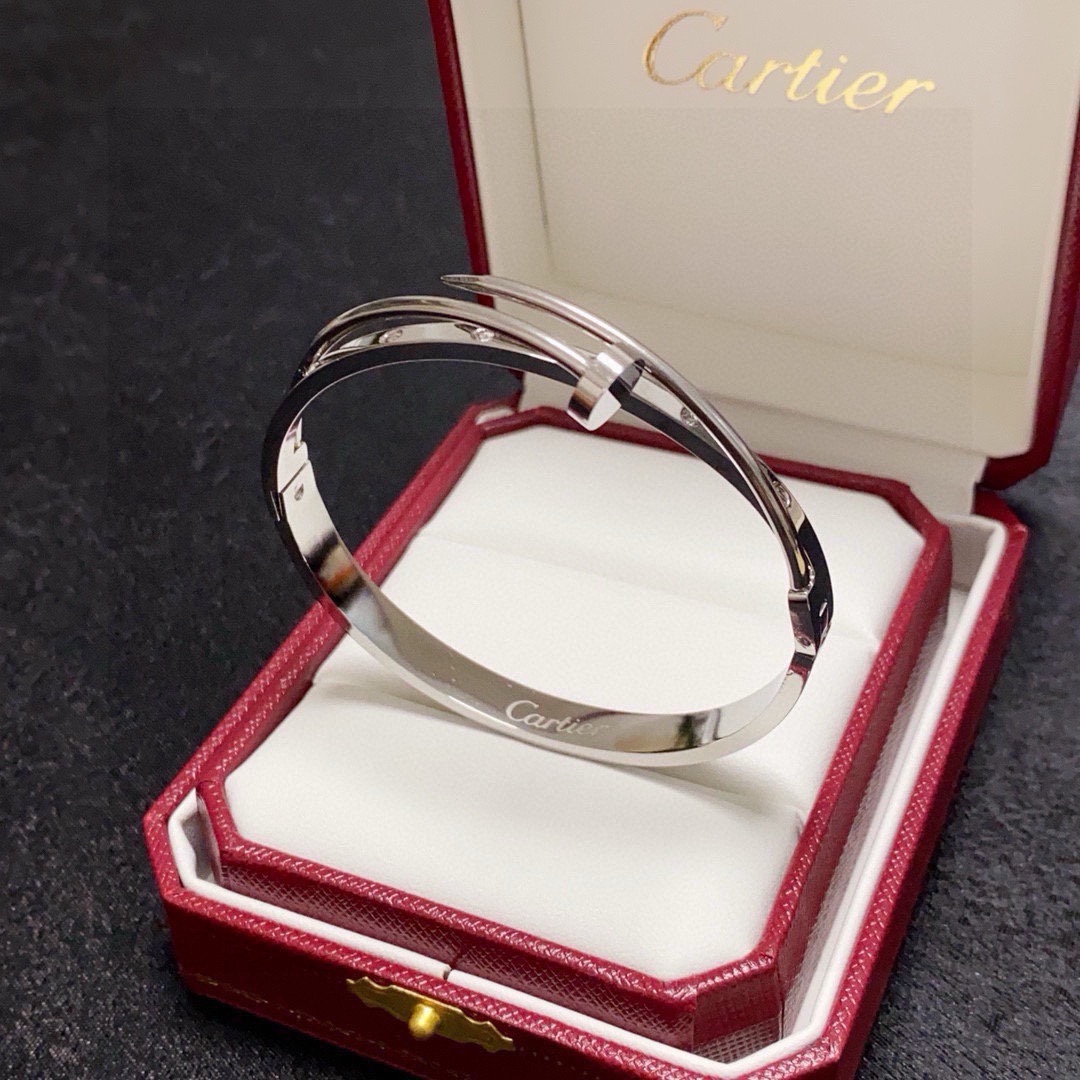 Cartier Juste un Clou bracelet silver-toned metal 17