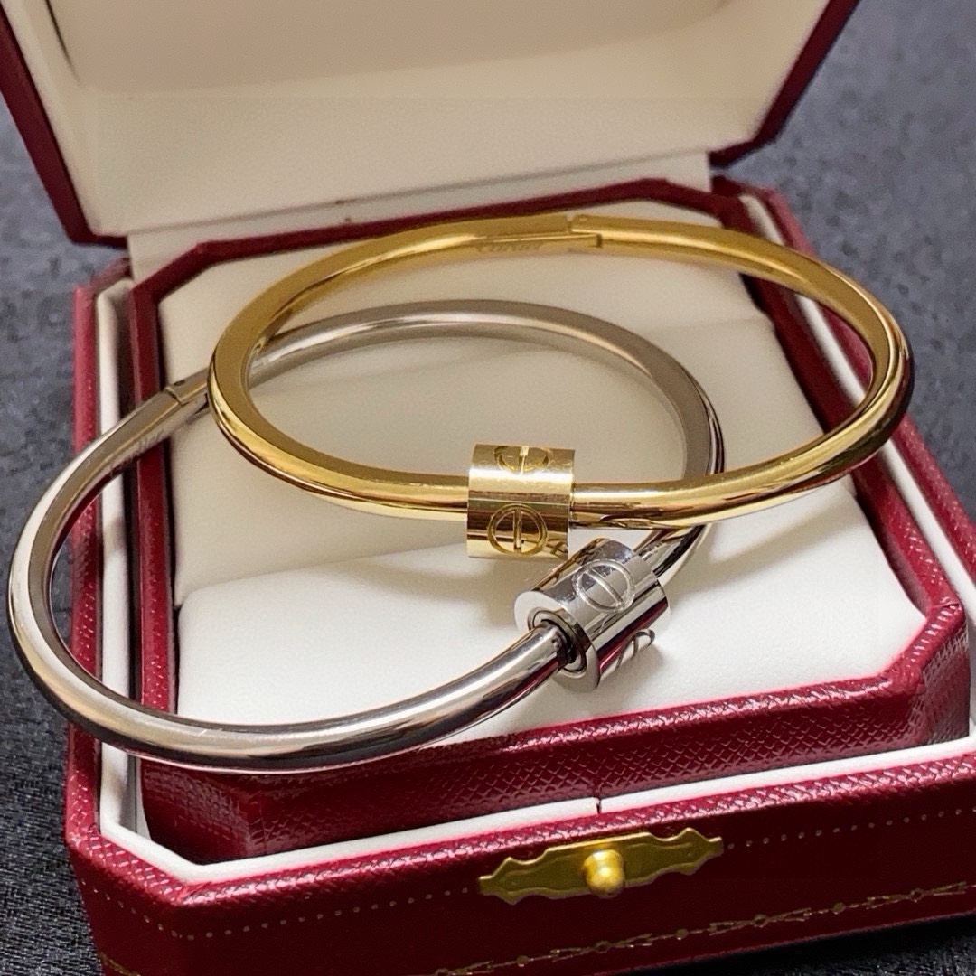Cartier Love Bangle bracelet 18k gold 18k white gold no gemstones 17