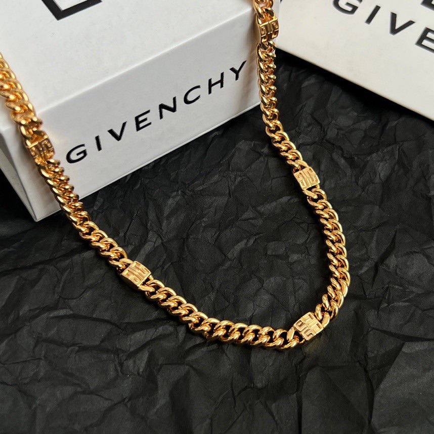 Luxury necklace