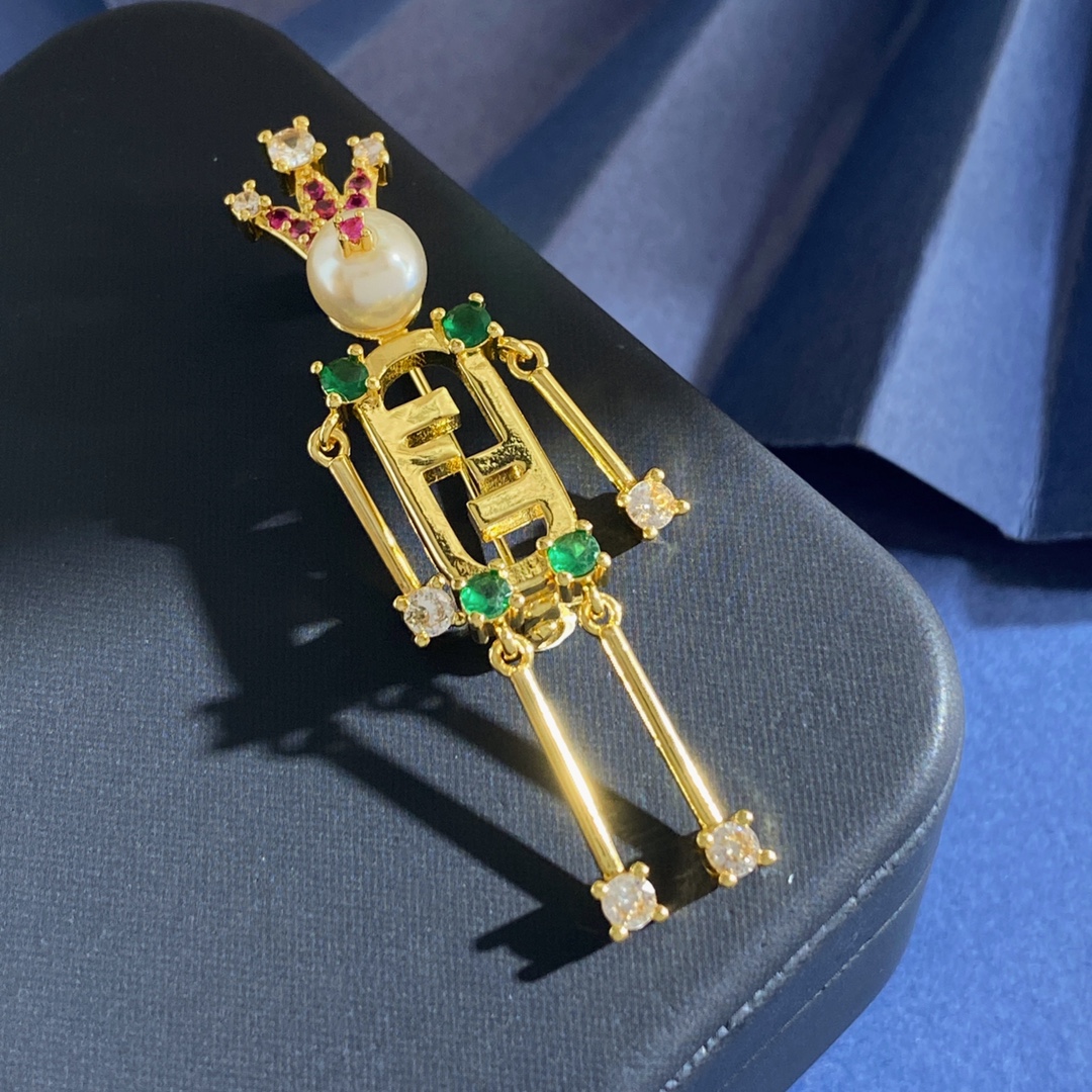 Fendi O Lock brooch gold-tone metal with cream resin pearl pink peridot green and clear faceted crystals 6cm height