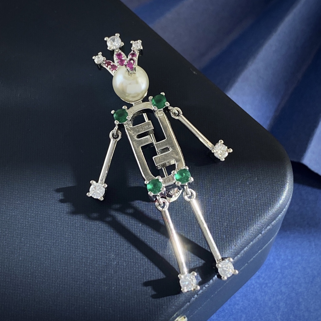 Fendi O Lock brooch gold-tone metal with cream resin pearl pink peridot green and clear faceted crystals 6cm height