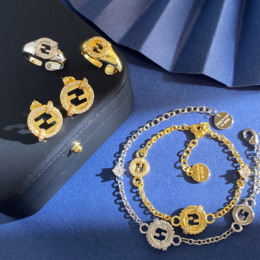 Fendi EverRound bracelet gold-tone metal with clear cubic zirconia accents adjustable 16-19cm