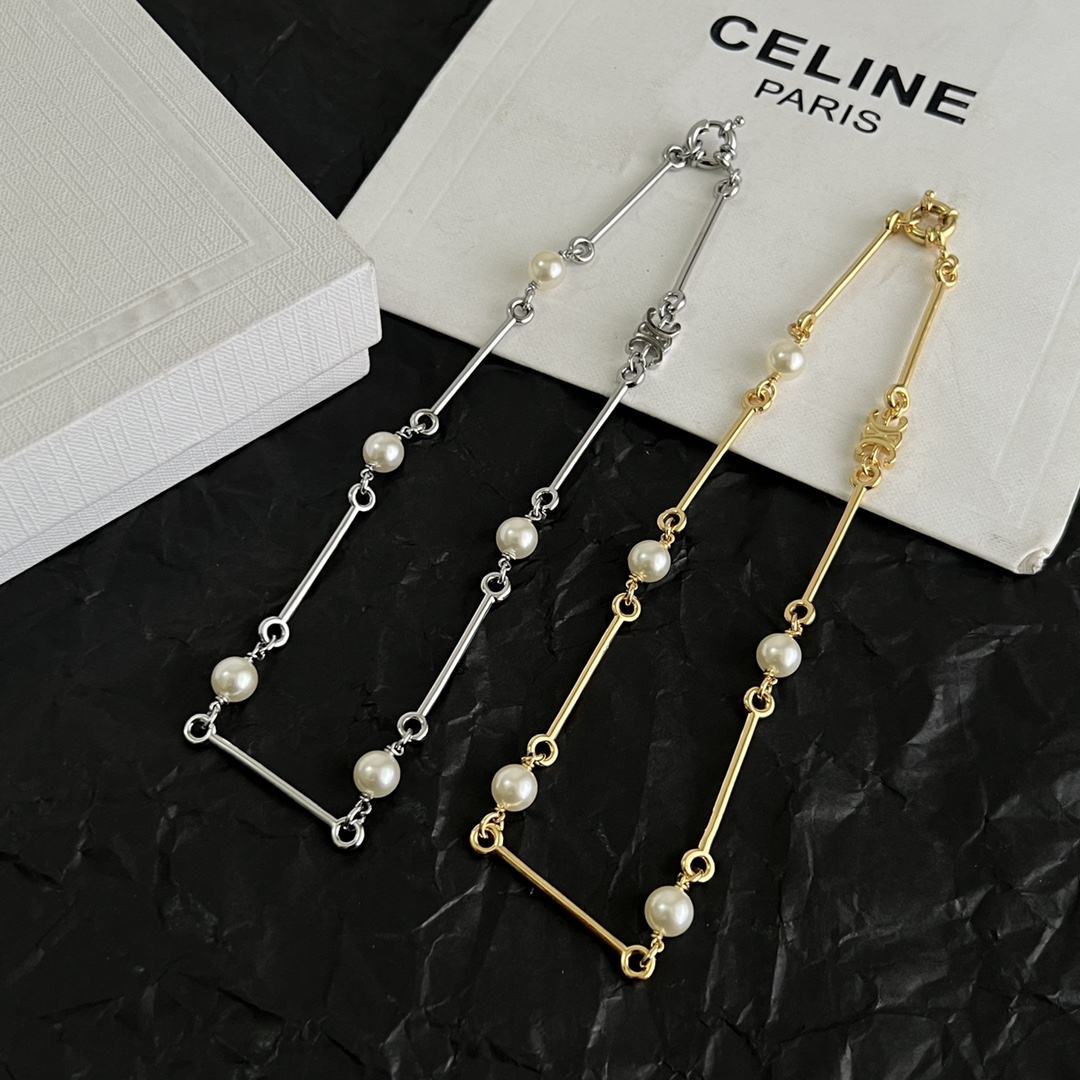 Celine Triomphe Pearl Bar Chain bracelet gold-tone metal with white pearls 18cm