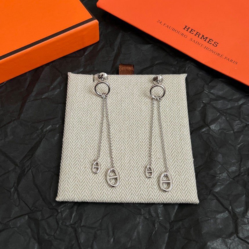 Orecchini Hermes Farandole metallo argentato senza pietre preziose lunghezza goccia 4 cm