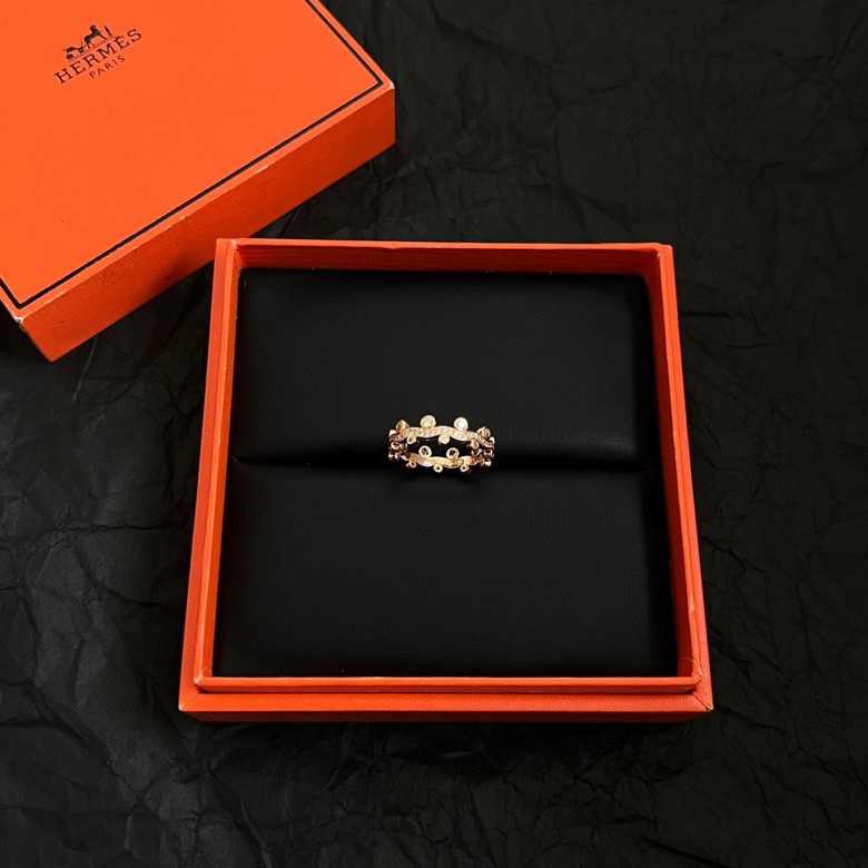 Anel Hermes Chaine d Ancre Punk em ouro rosa 18k com diamante transparente UE 52