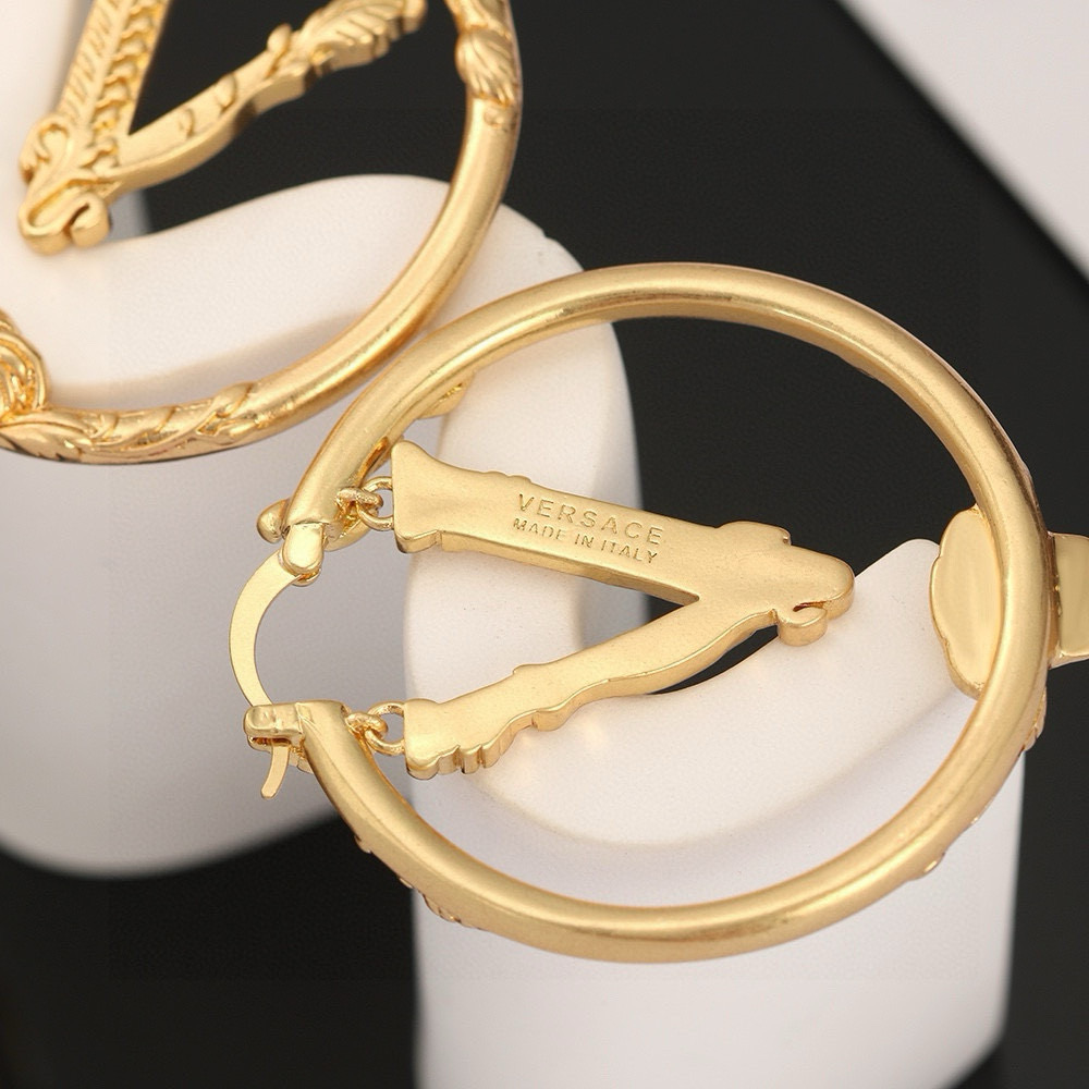 Luxury necklace
