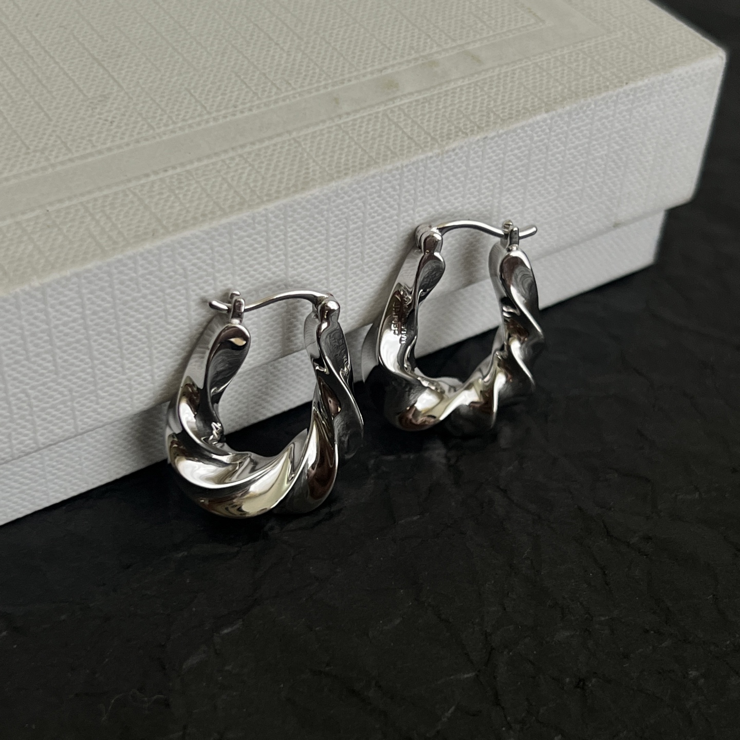 Celine Twisted Hoop earrings silver-toned metal no gemstones 2cm diameter