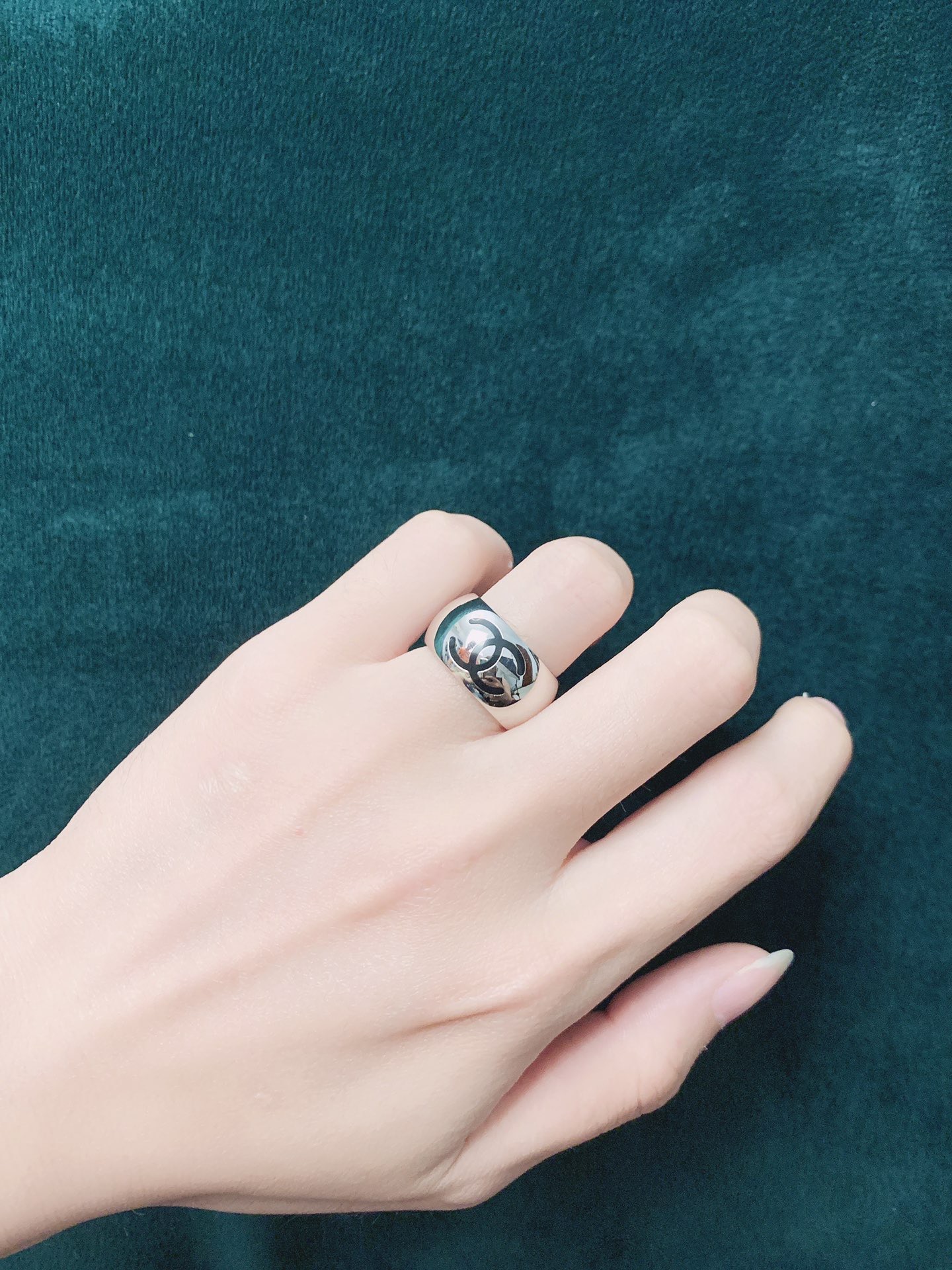 Chanel CC Logo Dome Ring ring Silver-tone metal with black enamel CC logo US 7