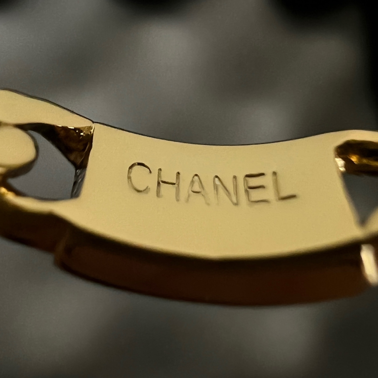 Chanel CC Logo Cuban Chain Ring ring Gold-tone metal with black enamel CC logo US 7