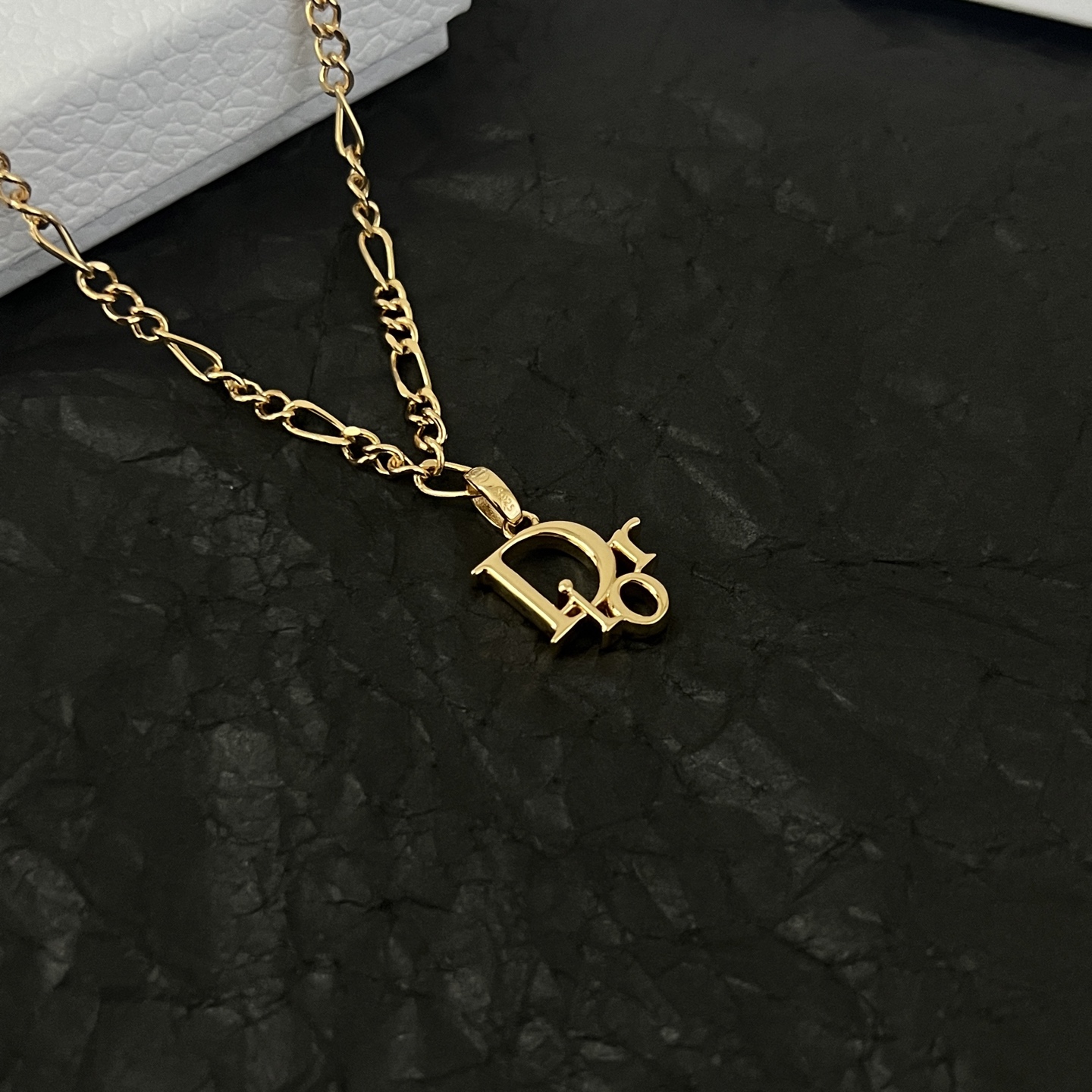 Dior Dior Logo Charm necklace gold-tone metal 45cm