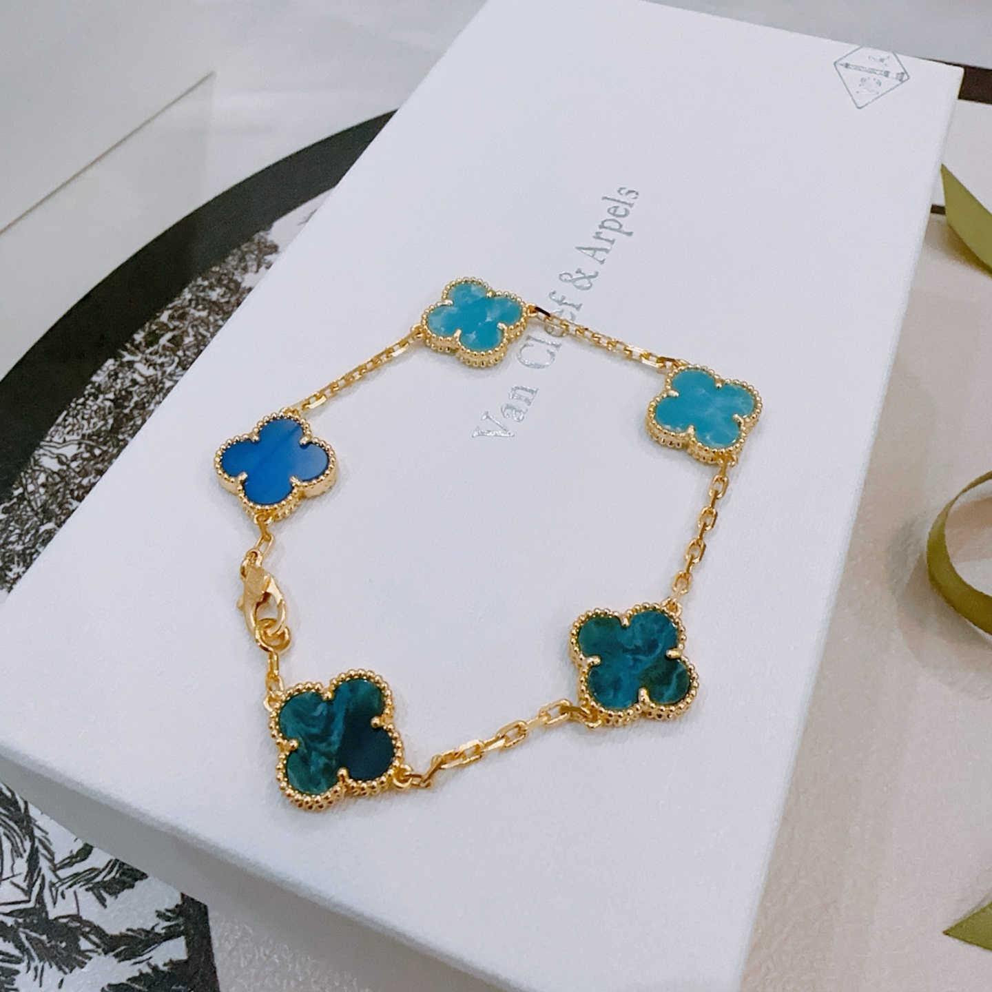 Van Cleef Arpels Alhambra bracelet Yellow gold with multi-tone blue clover stones royal blue sky blue teal blue 18cm
