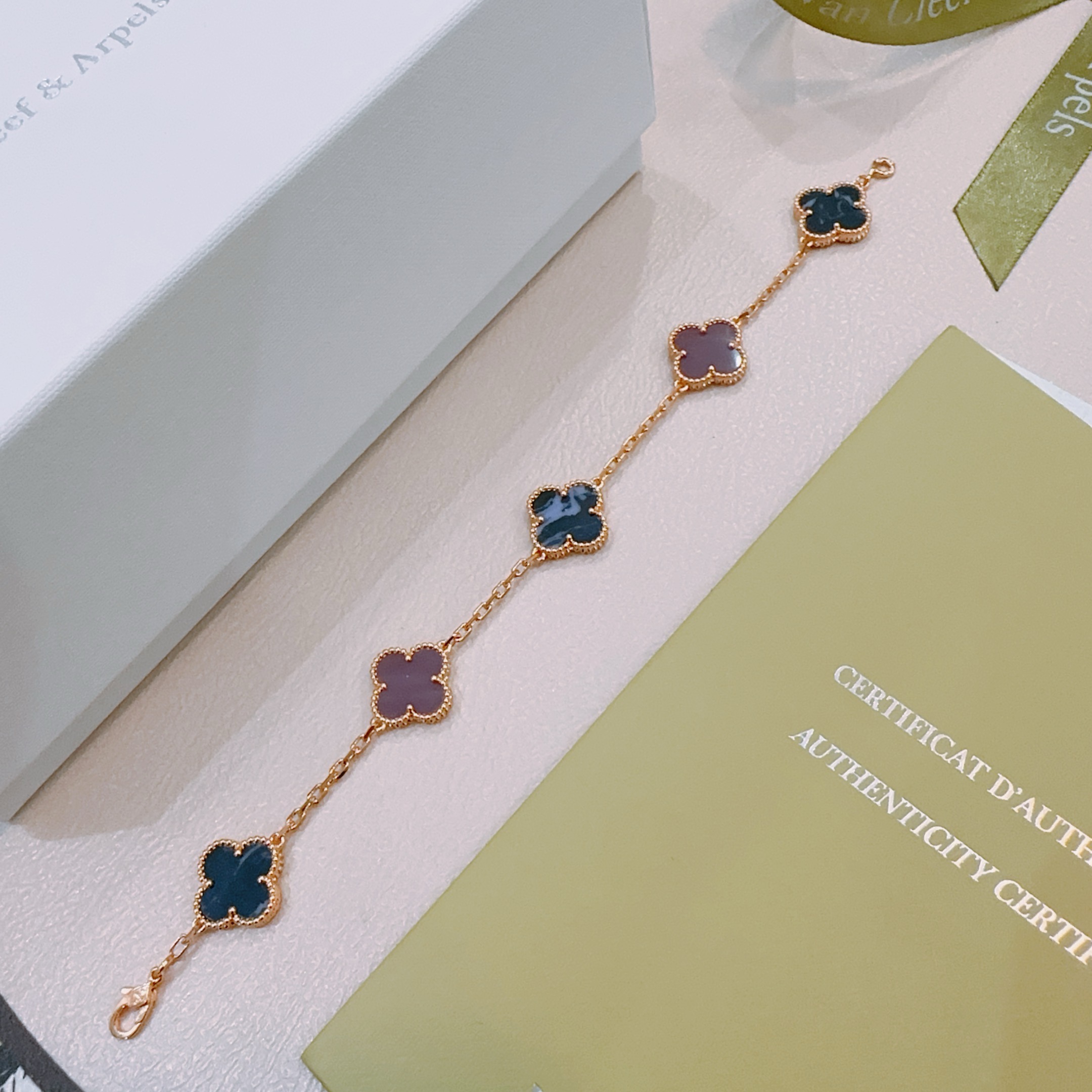 Van Cleef Arpels Alhambra bracelet Rose gold metal with purple and dark blue marbled clover inlays 19cm