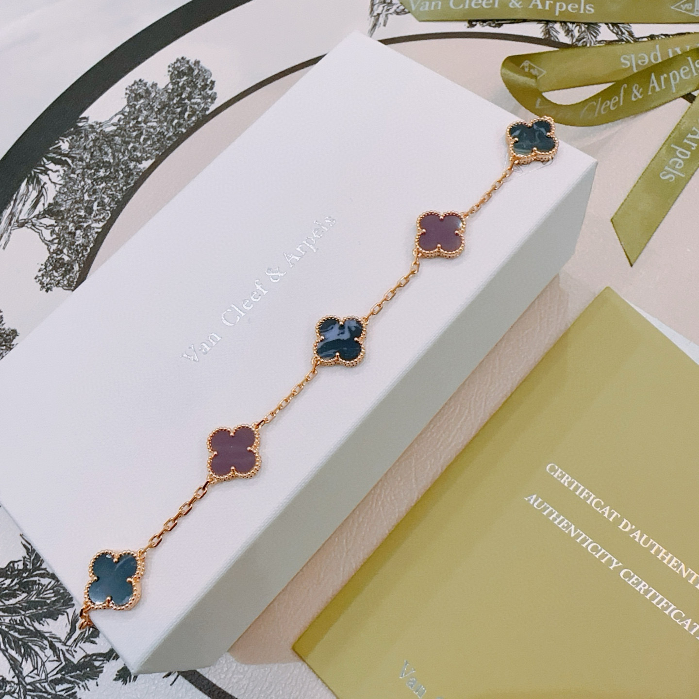 Van Cleef Arpels Alhambra bracelet Rose gold metal with purple and dark blue marbled clover inlays 19cm