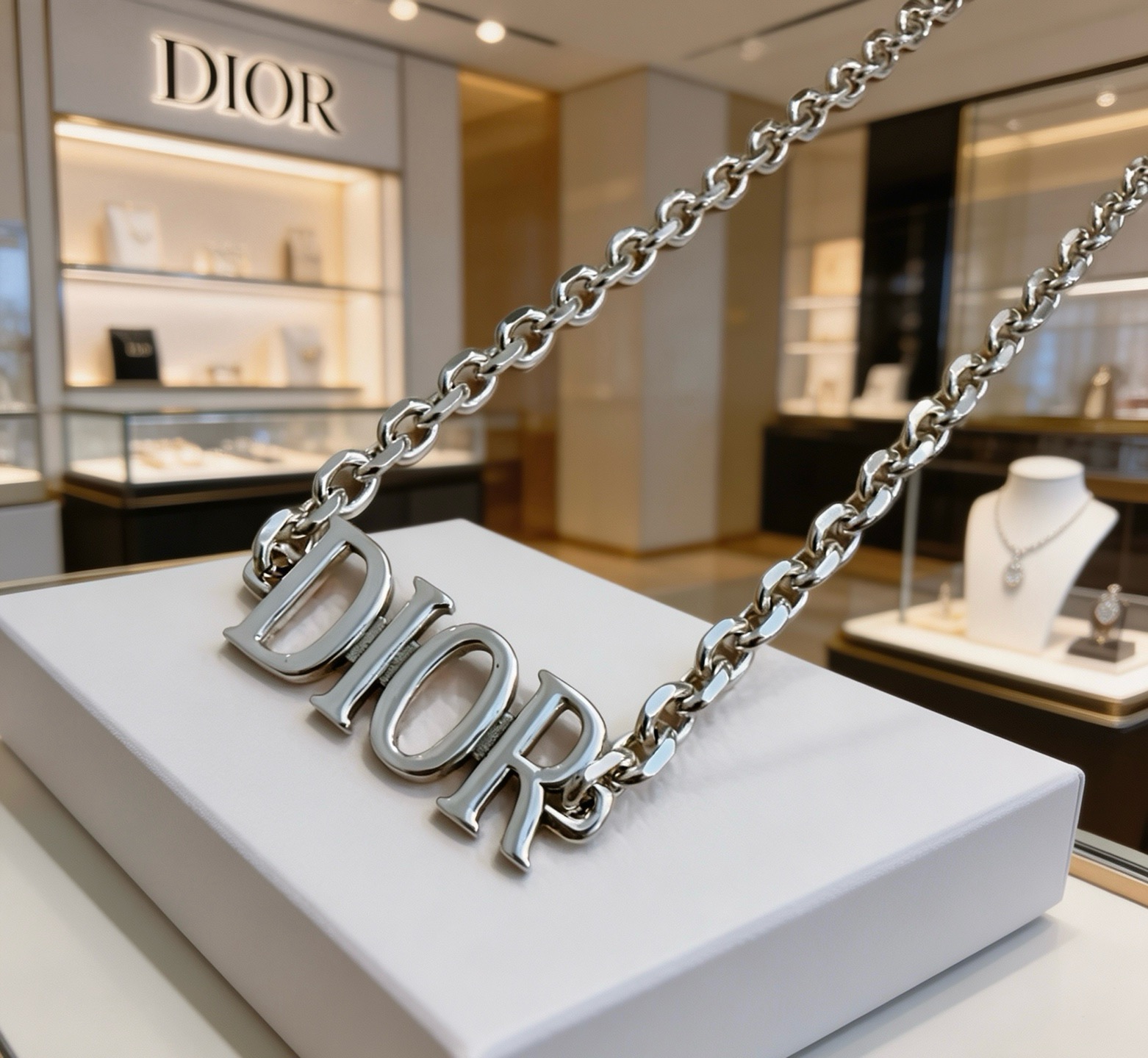 Dior Dio r evolution Logo Chain Necklace necklace Silver-toned metal no accent stones 50cm