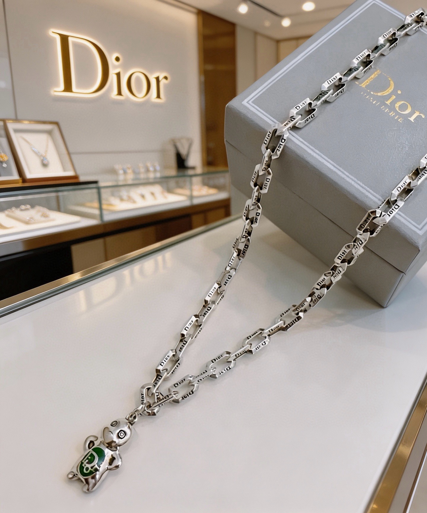 Dior Dior x Kenny Scharf Character Pendant Chain necklace Silver-toned metal with green enamel accent 60cm