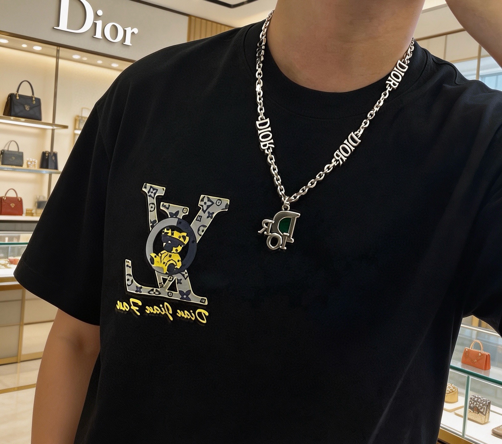 Dior Dior Logo Pendant Chain necklace Silver-toned metal with green stone inlay 60cm