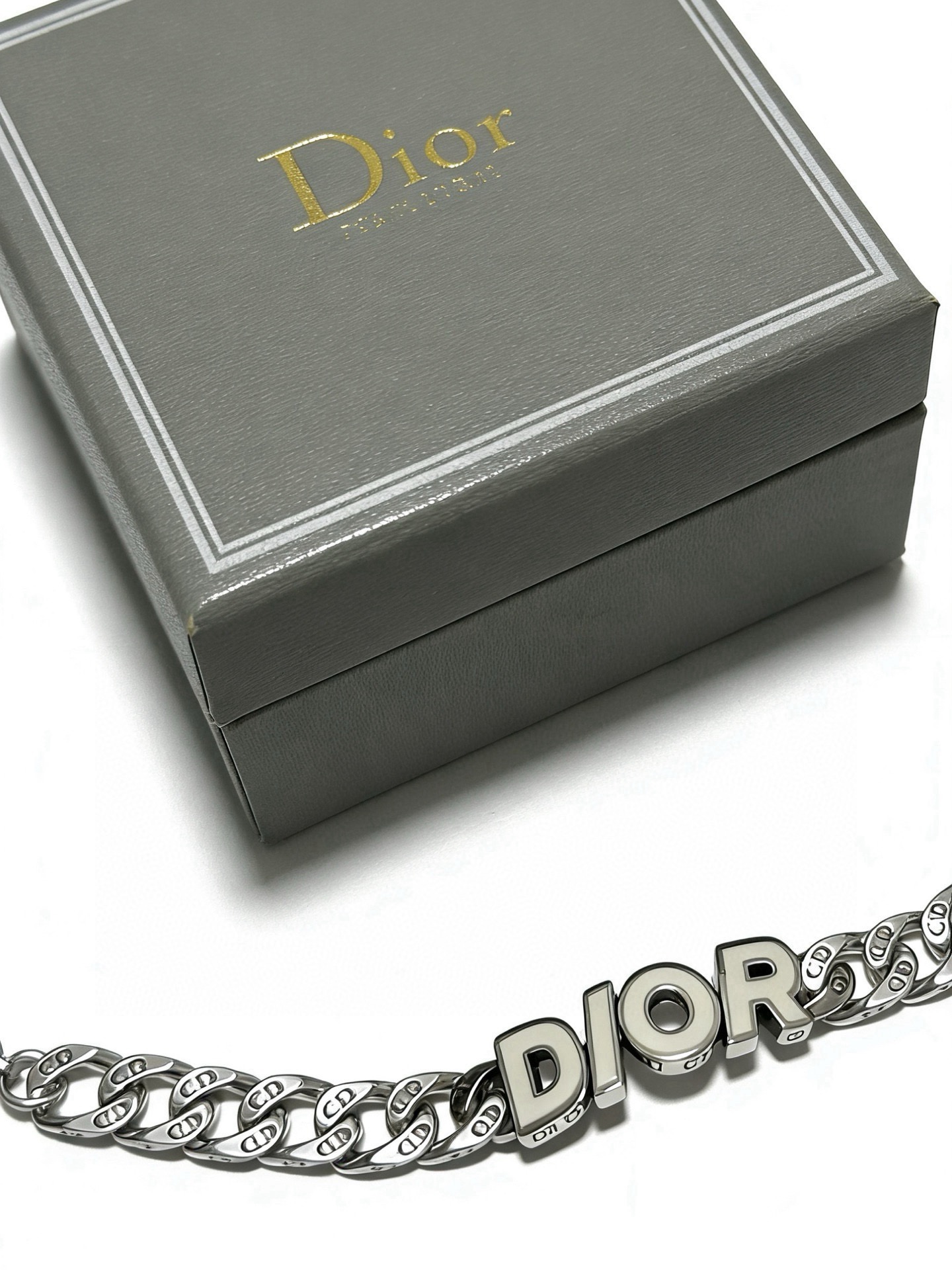 Dior CD Icon Dior Lettering Curb Chain Bracelet bracelet Antique silver-tone metal with light gray enamel lettering 21cm