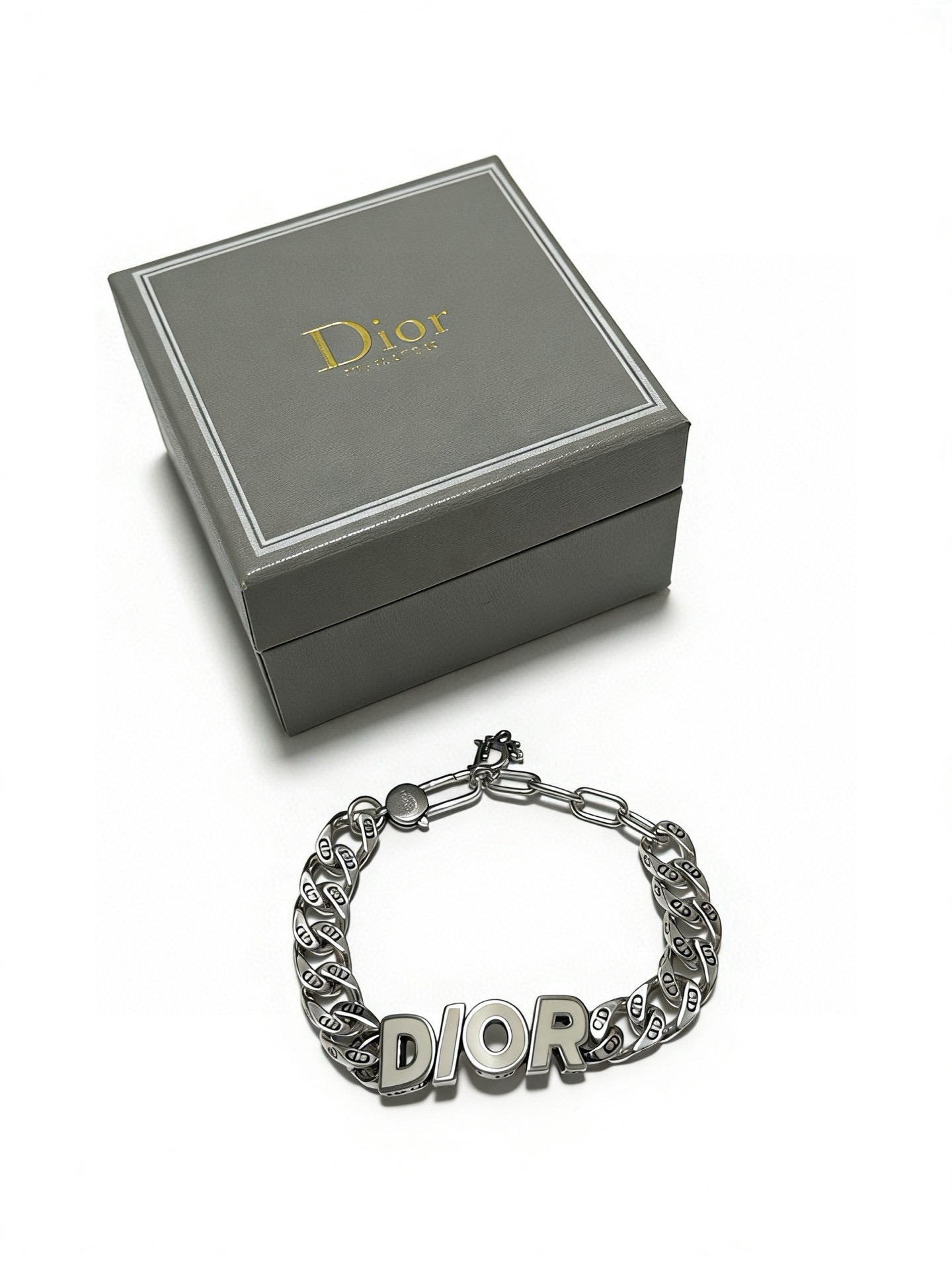 Dior CD Icon Dior Lettering Curb Chain Bracelet bracelet Antique silver-tone metal with light gray enamel lettering 21cm