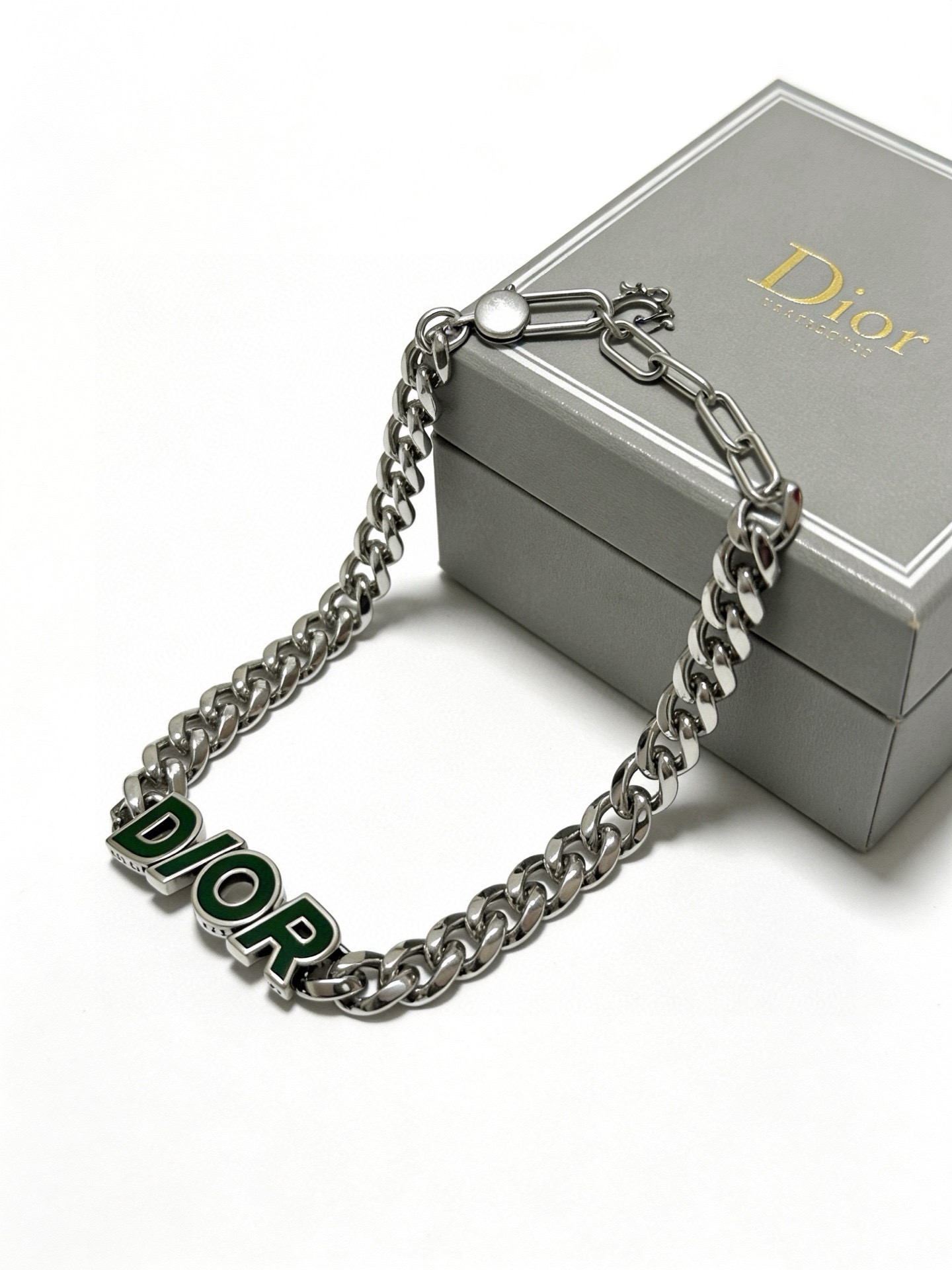 Dior DIOR Logo Enamel Curb Chain Bracelet bracelet Silver-toned metal with dark green enamel lettering 21cm