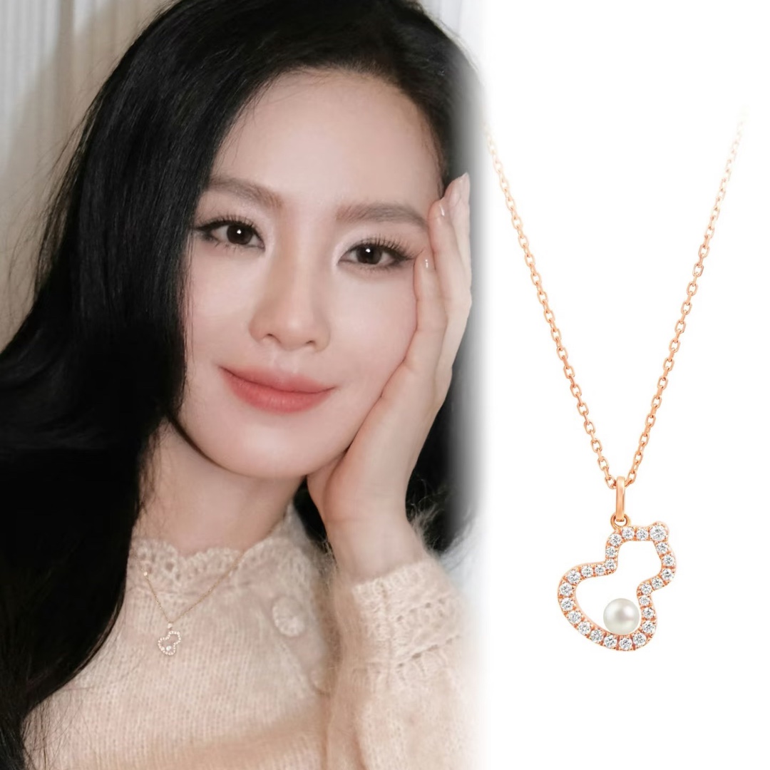 Qeelin Wulu necklace rose gold metal clear diamond accents white freshwater pearl 42cm with 2cm extender