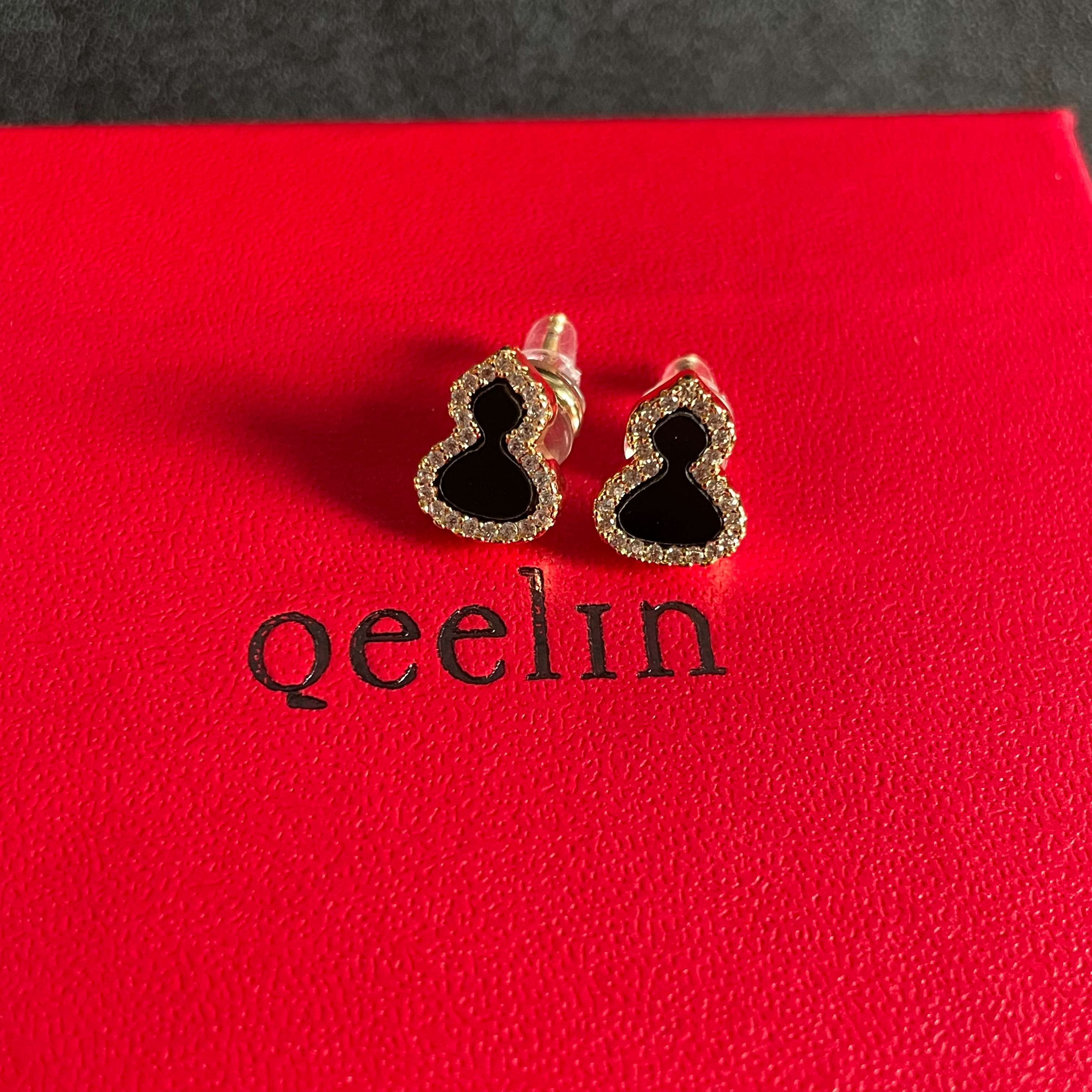 Qeelin Kirin Mini Gourd earrings 18k rose gold black onyx white diamonds mini stud