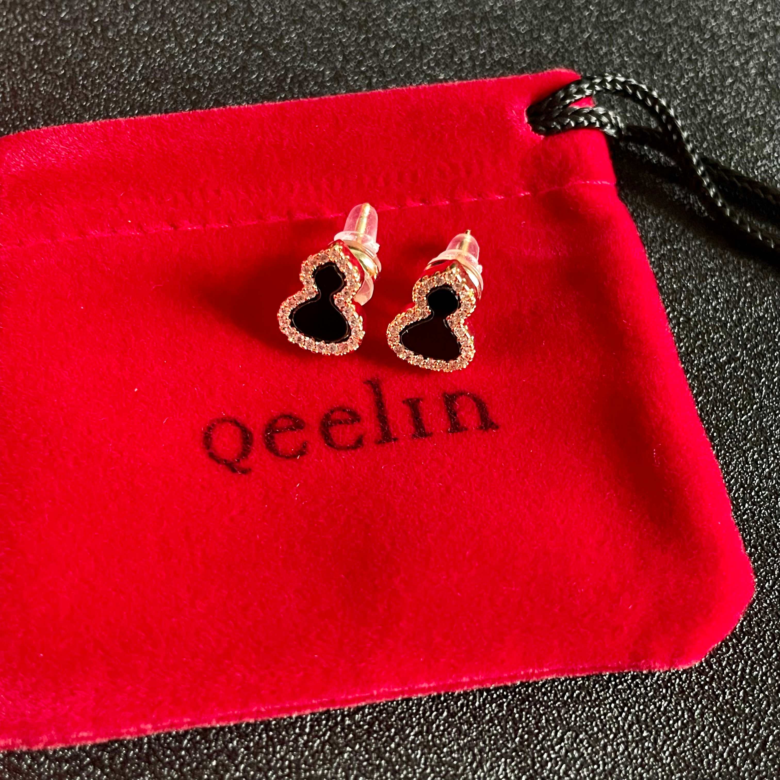 Qeelin Kirin Mini Gourd earrings 18k rose gold black onyx white diamonds mini stud