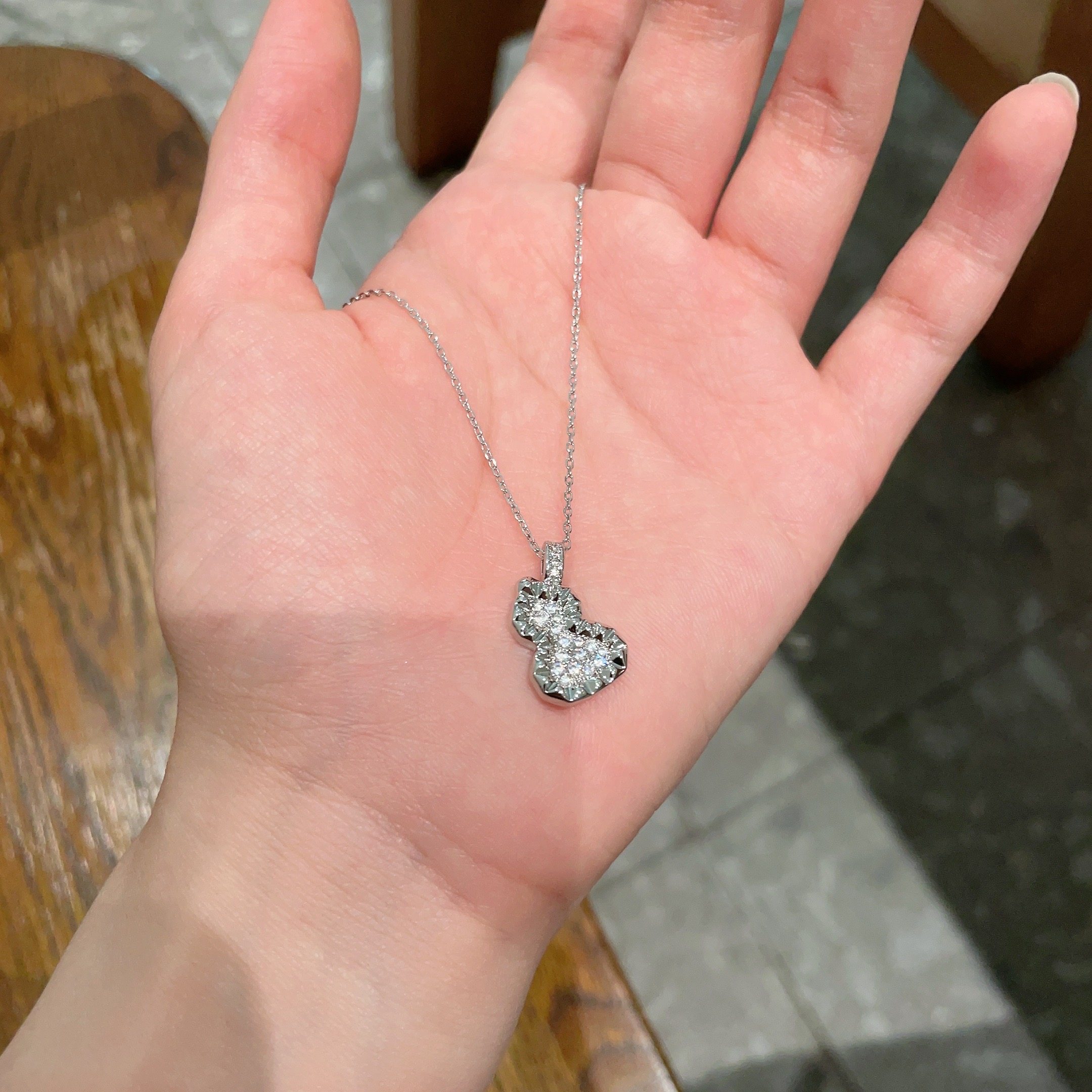 Qeelin Wulu necklace 18K white gold with pave set white diamonds 42cm with 2cm extender
