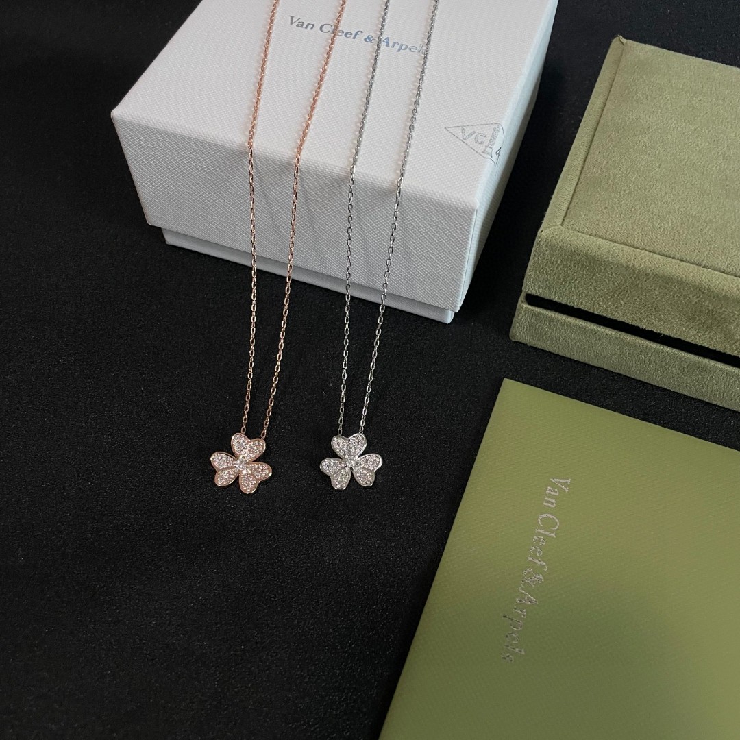 Collana Van Cleef Arpels Frivole Oro bianco diamanti 42 cm
