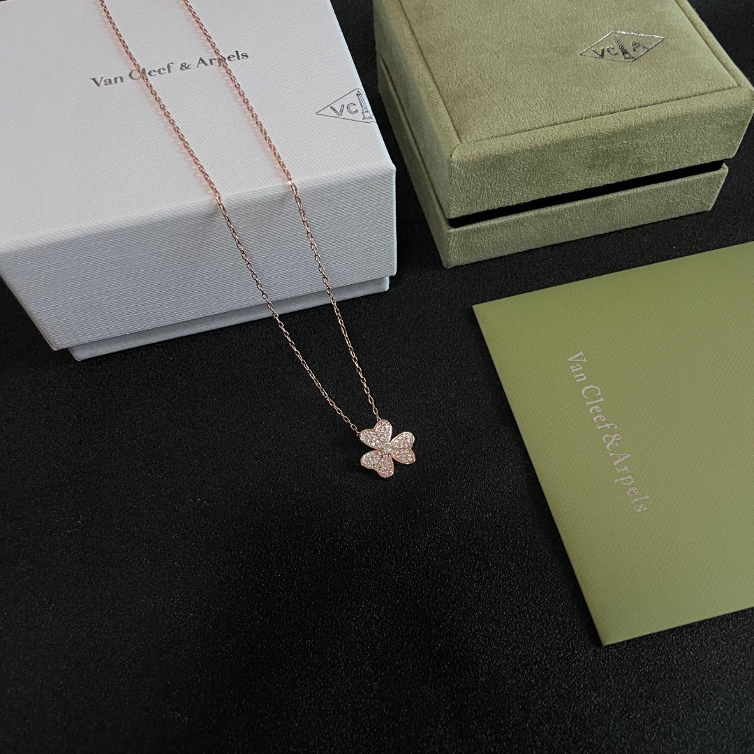 Van Cleef Arpels Frivole necklace Rose gold clear diamond 42cm