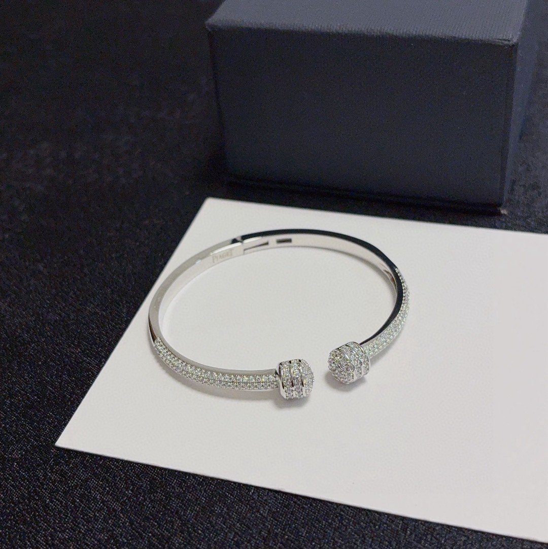 Piaget Possession bracelet silver-toned white gold with full-pave clear diamonds 16cm inner circumference