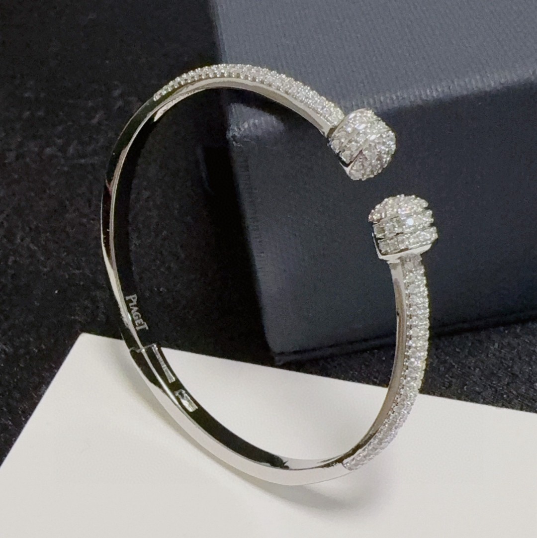 Piaget Possession bracelet silver-toned white gold with full-pave clear diamonds 16cm inner circumference