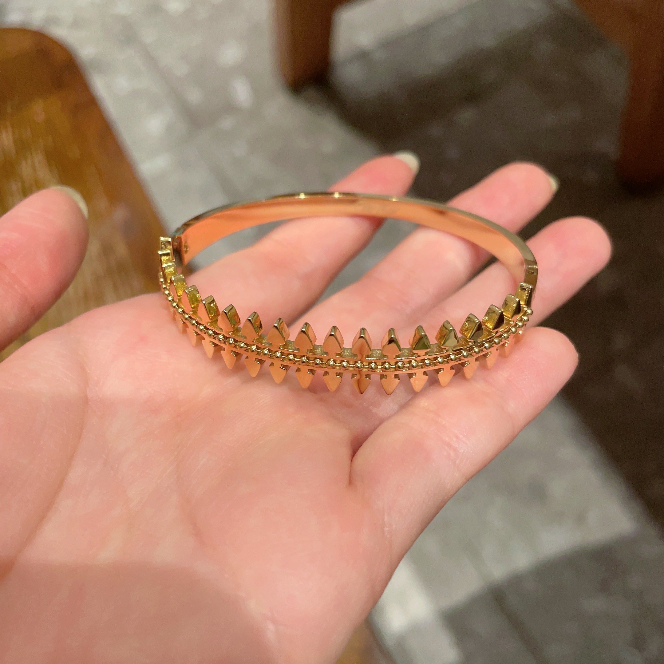 Cartier Clash de Cartier bracelet 18k yellow gold 17