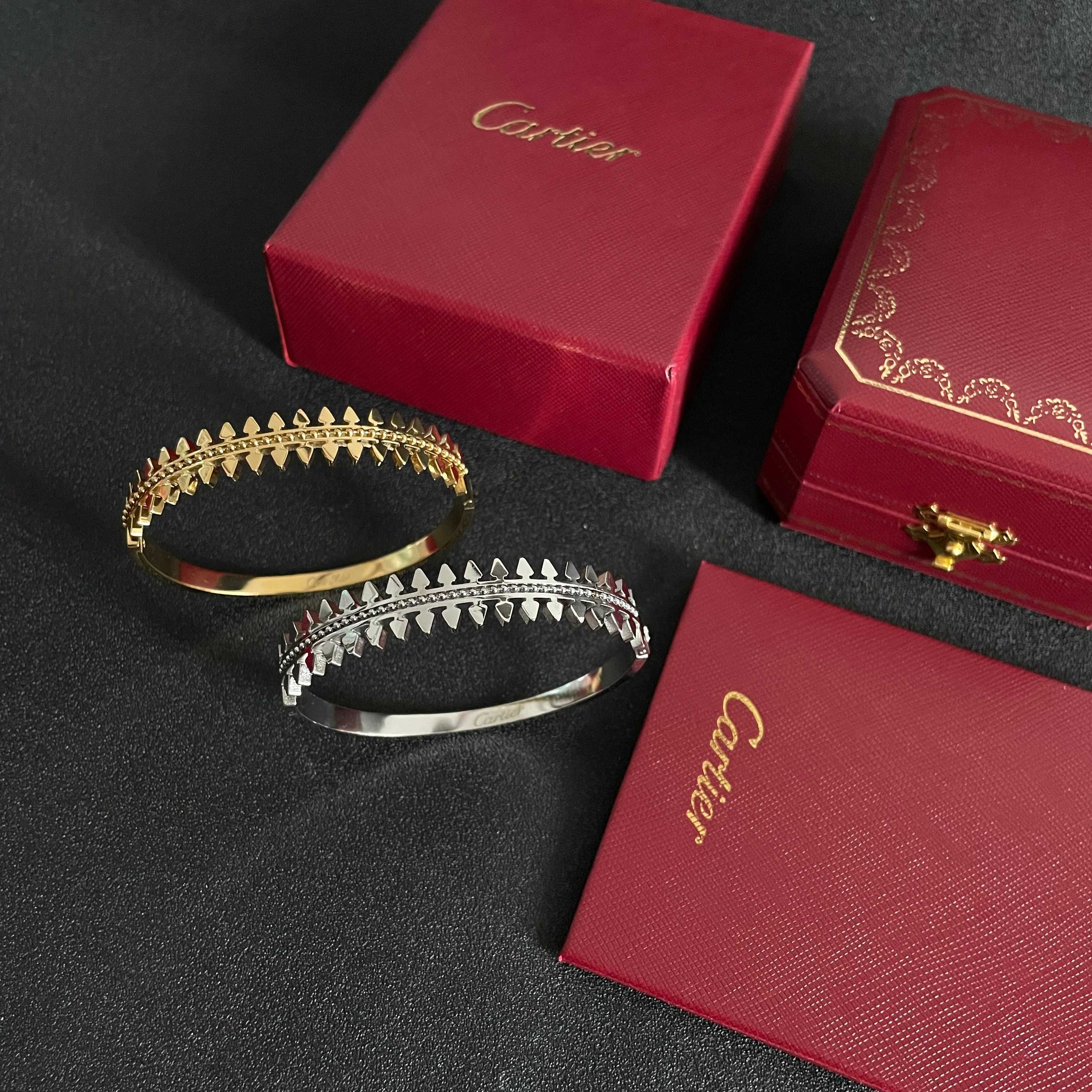 Cartier Clash de Cartier bracelet 18k yellow gold 17